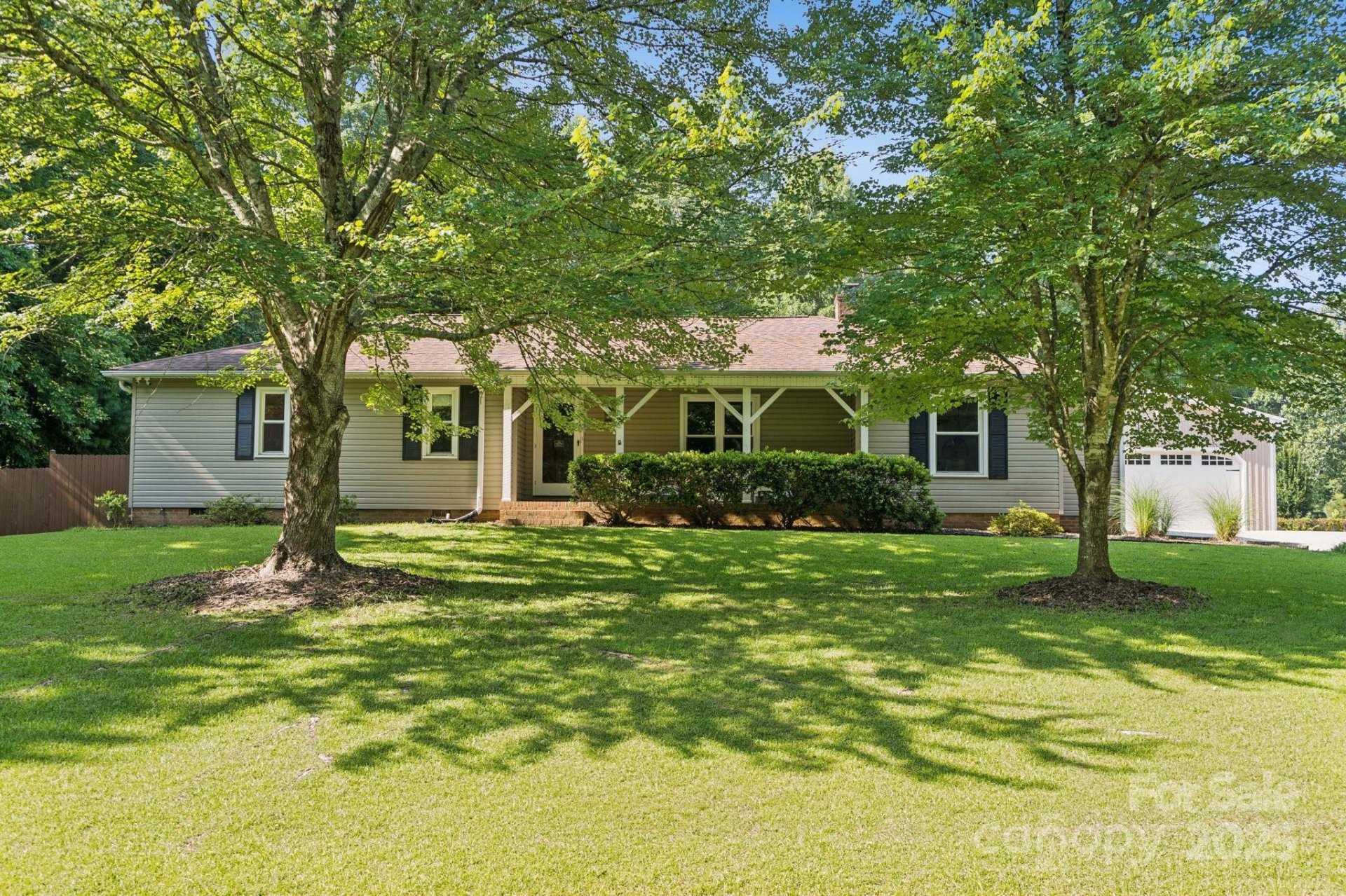 Property image 1 at 4432 Bob White Court, Charlotte, NC 28213