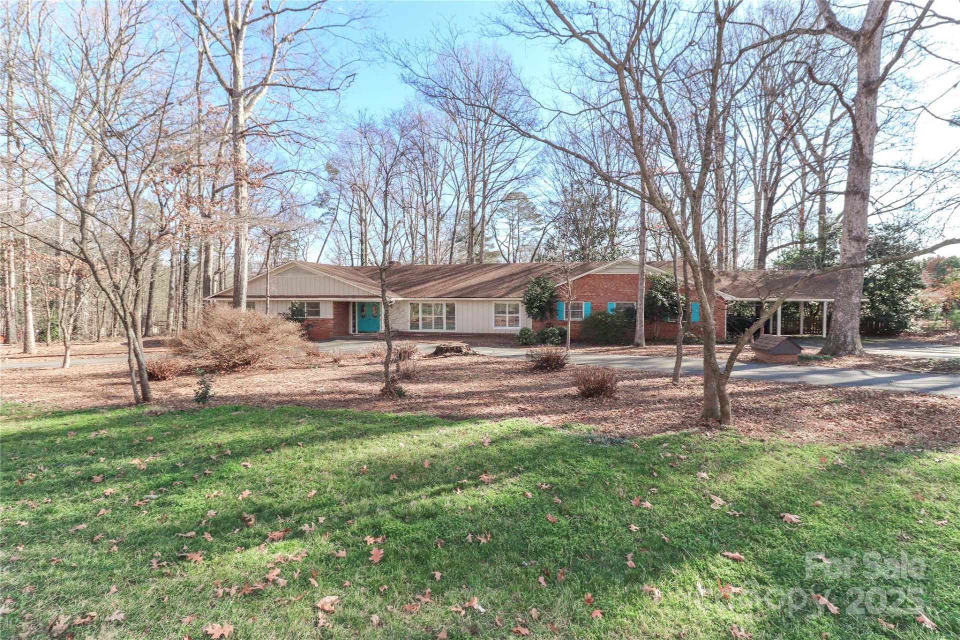 251 Gleneagles Road