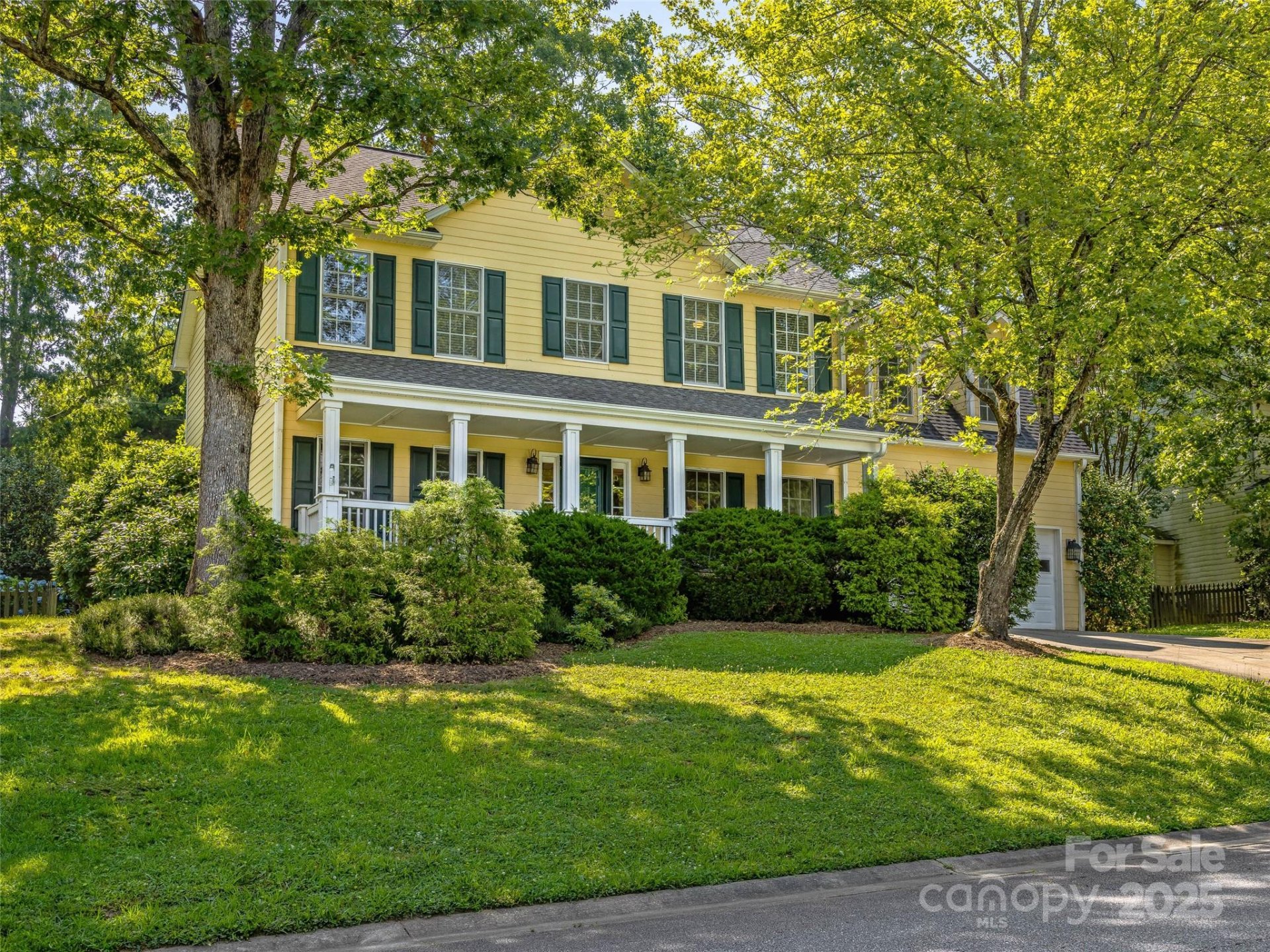 12 Whitleigh Court