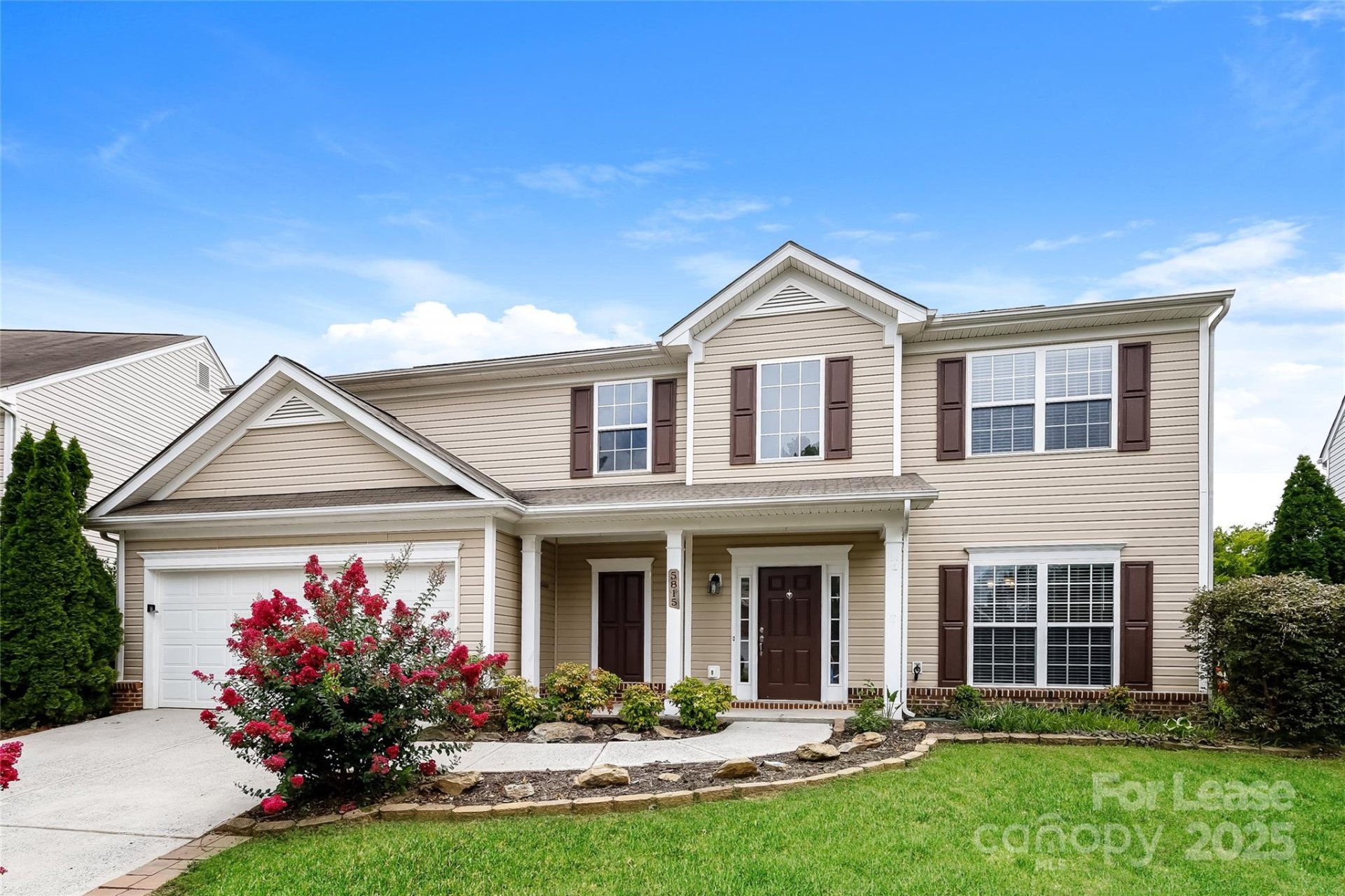 5815 Lindley Crescent Drive