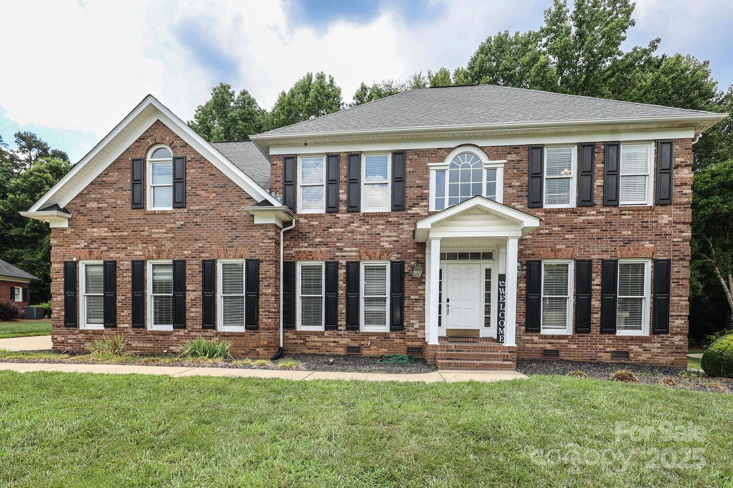 3015 Rochester Court