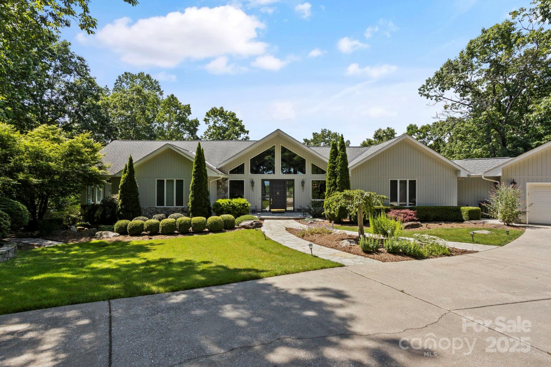 Property image 4 at 101 Beckwood Court, Flat Rock, NC 28731