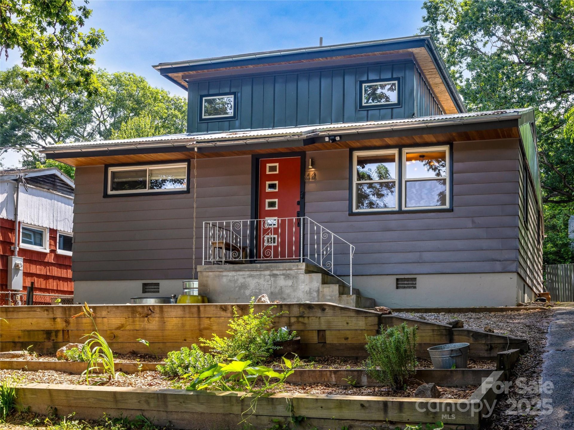 Property image 2 at 44 Broadview Avenue, Asheville, NC 28803