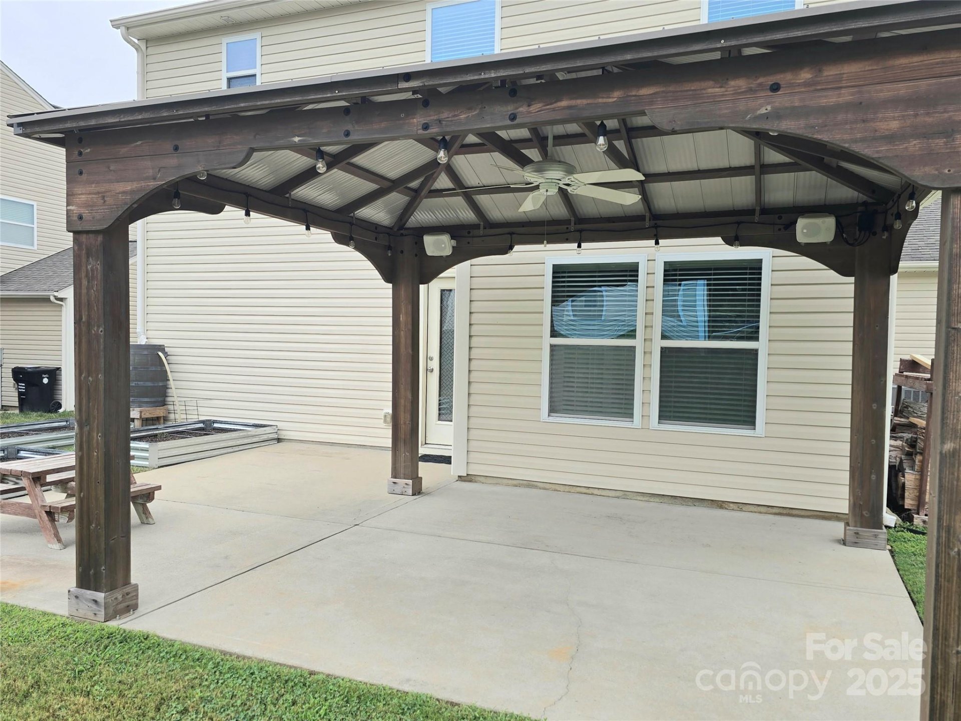 Property image 2 at 864 Pointe Andrews Drive, Concord, NC 28025