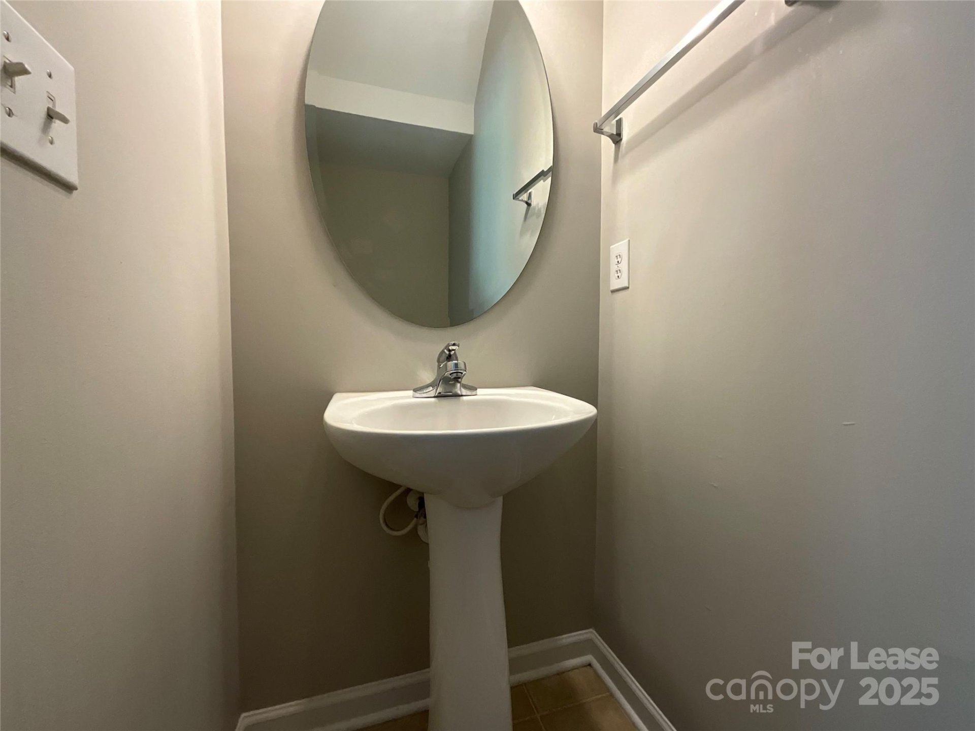 Property image 5 at 10846 Traders Court, Davidson, NC 28036