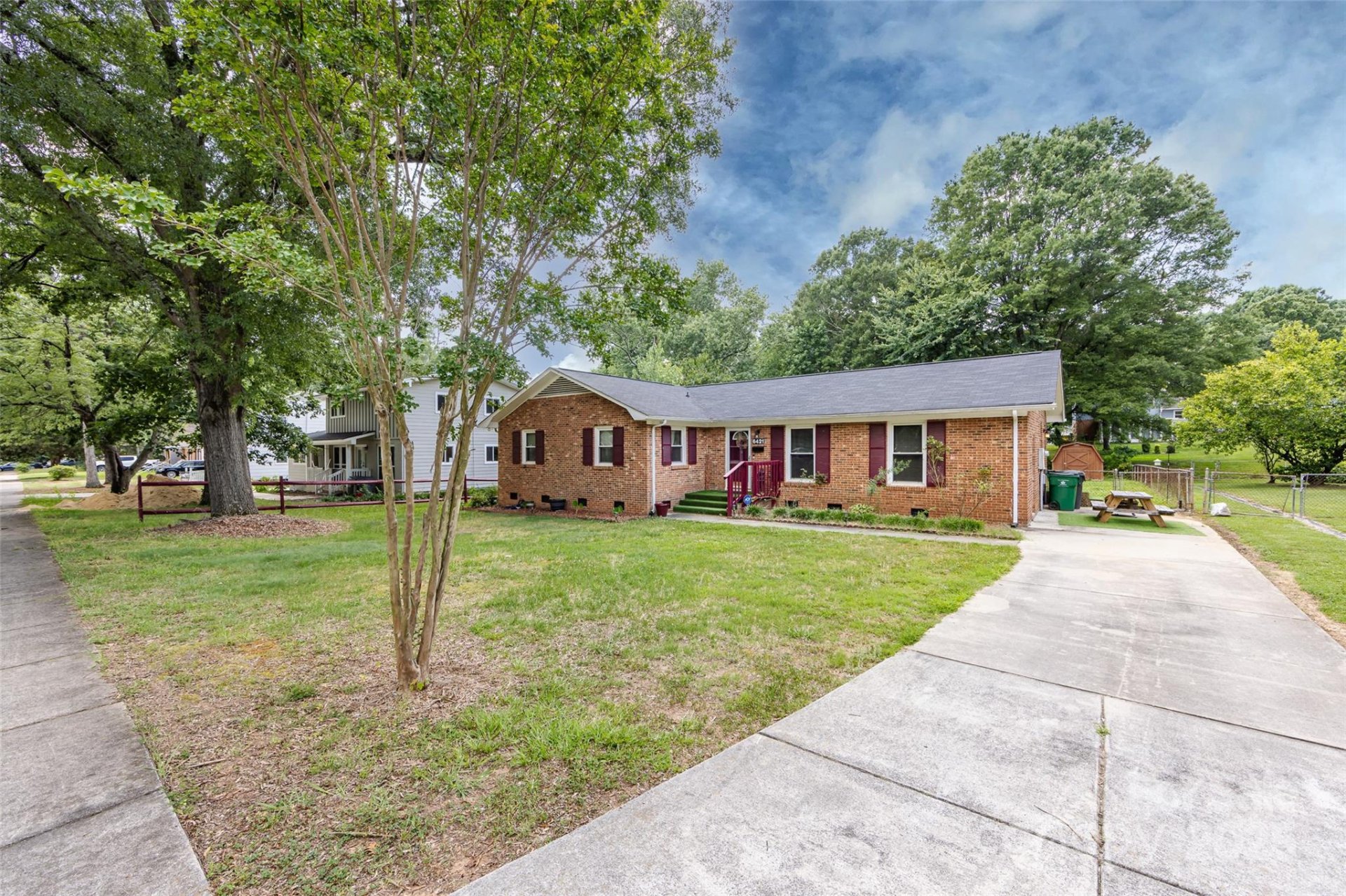 Property image 3 at 6421 Hidden Forest Drive, Charlotte, NC 28213