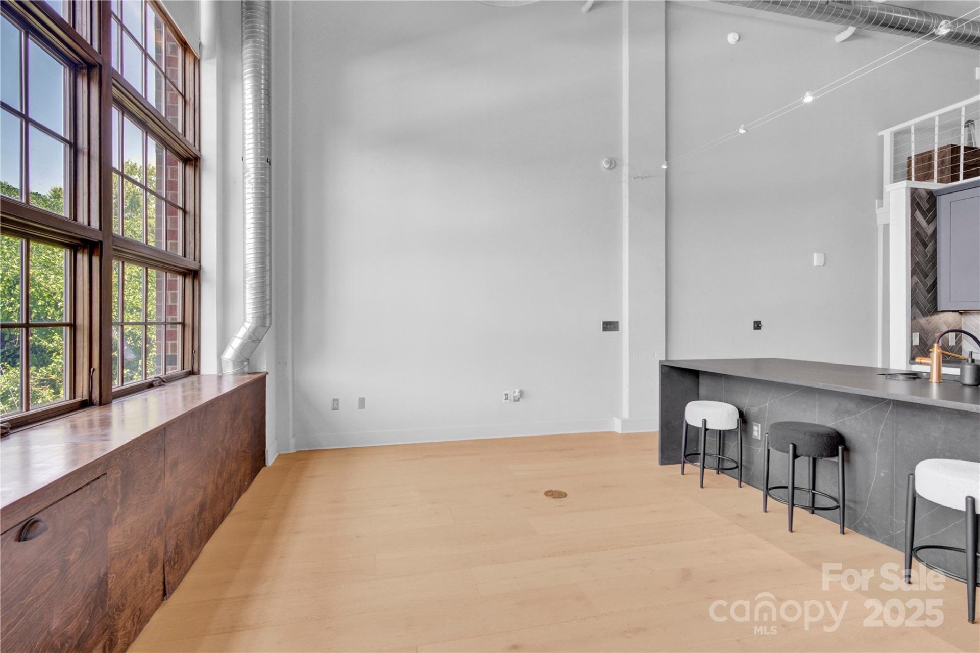 Property image 4 at 715 N Graham Street, Charlotte, NC 28202