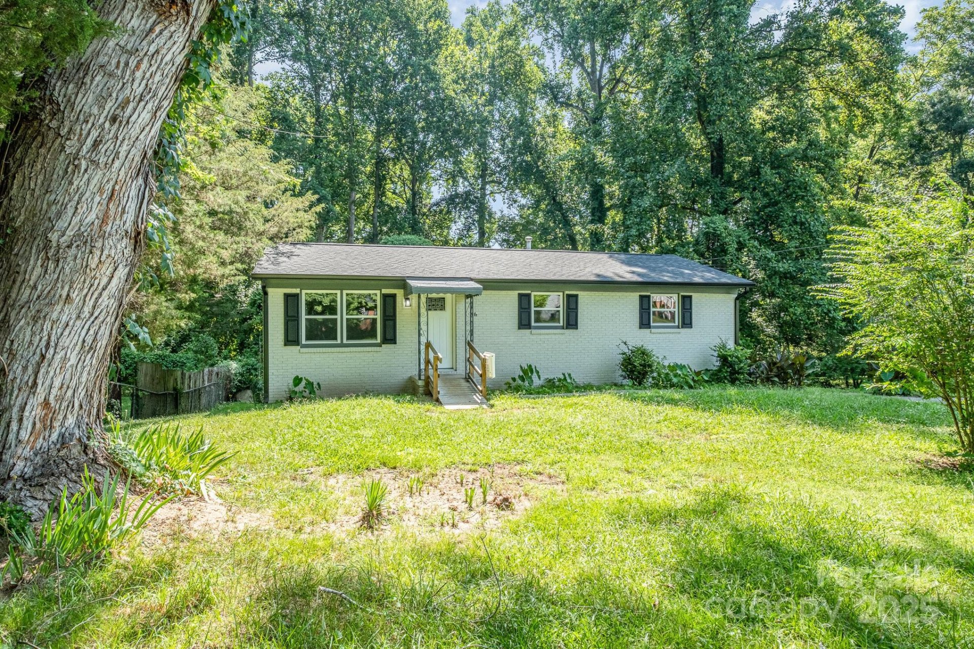 Property image 5 at 1048 Shenandoah Drive, Gastonia, NC 28052