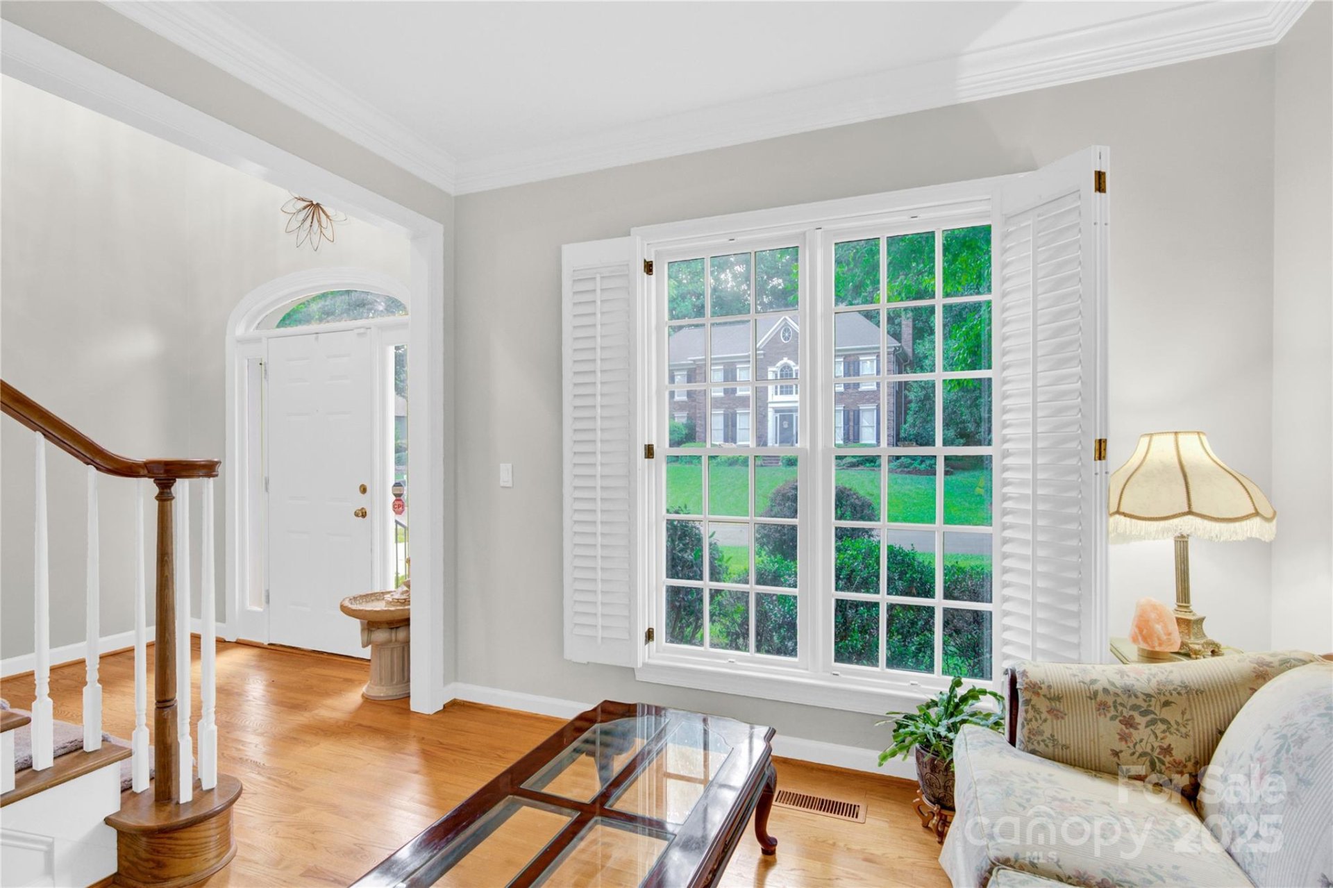 Property image 5 at 5015 Foxbriar Trail, Charlotte, NC 28269