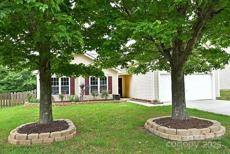 Property image 3 at 129 Bosburg Drive, Mooresville, NC 28115