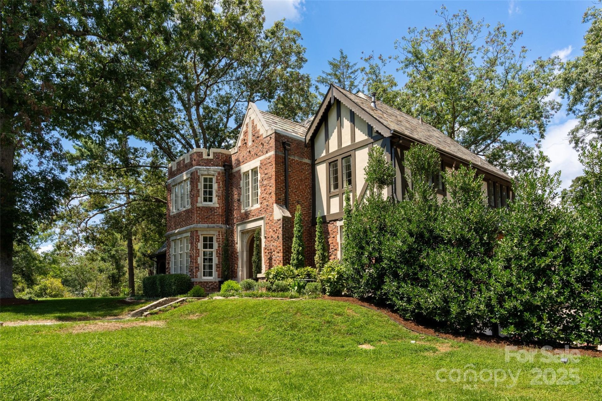 Property image 2 at 72 Windsor Road, Asheville, NC 28804