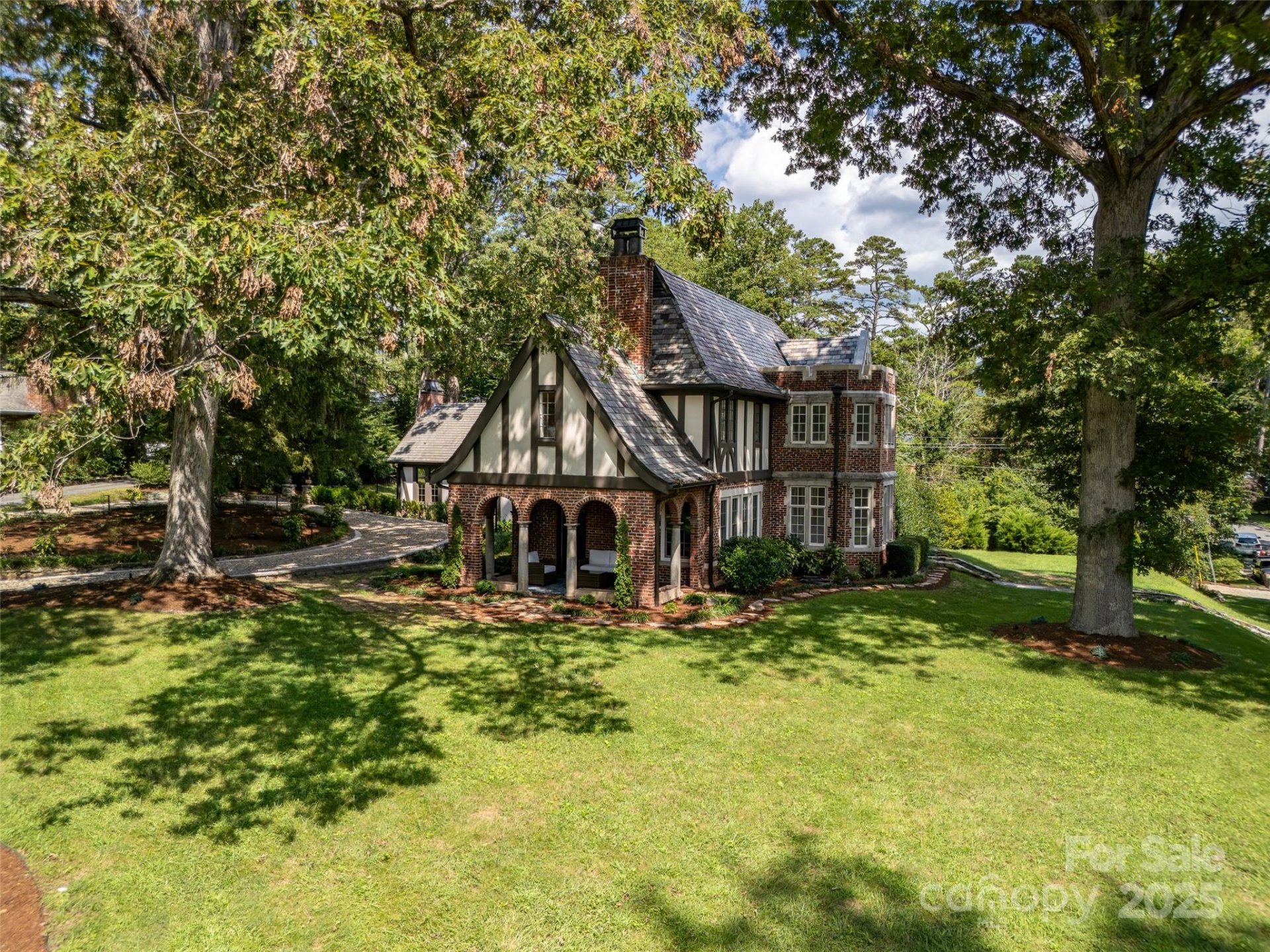 Property image 4 at 72 Windsor Road, Asheville, NC 28804