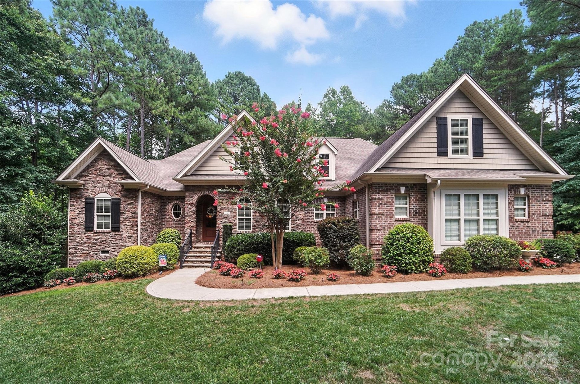 4642 Gold Finch Drive