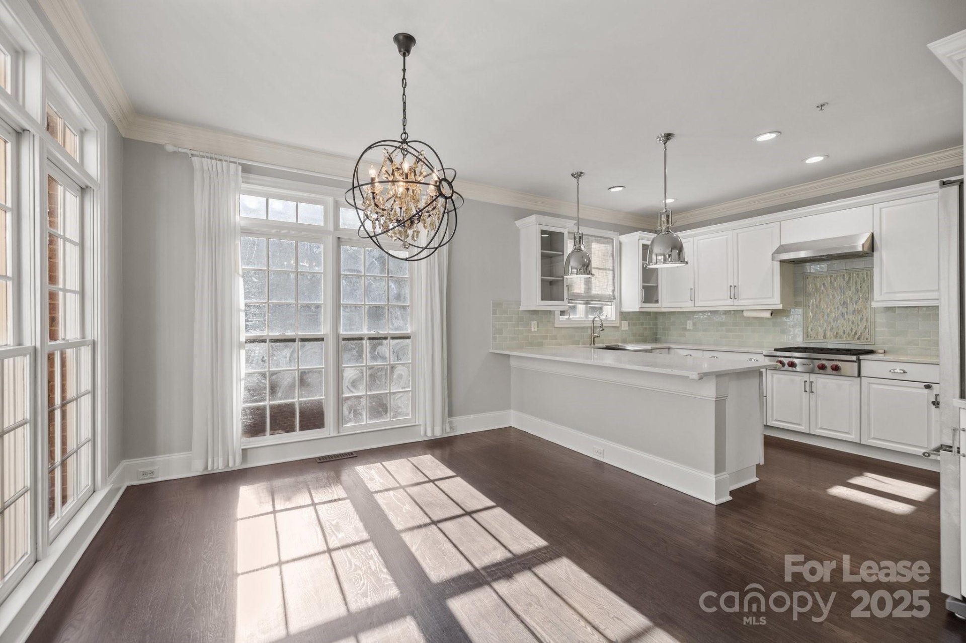 Property image 4 at 527 Queens Road, Charlotte, NC 28207