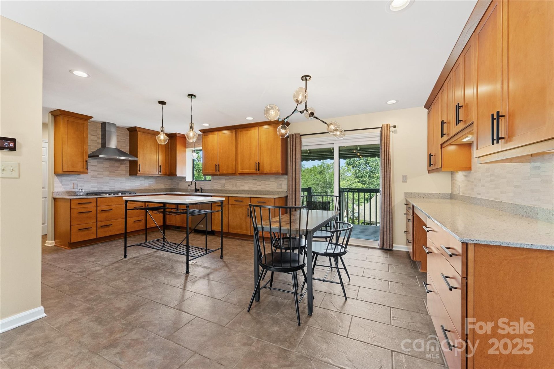 Property image 2 at 223 Cheyenne Court, Asheville, NC 28803