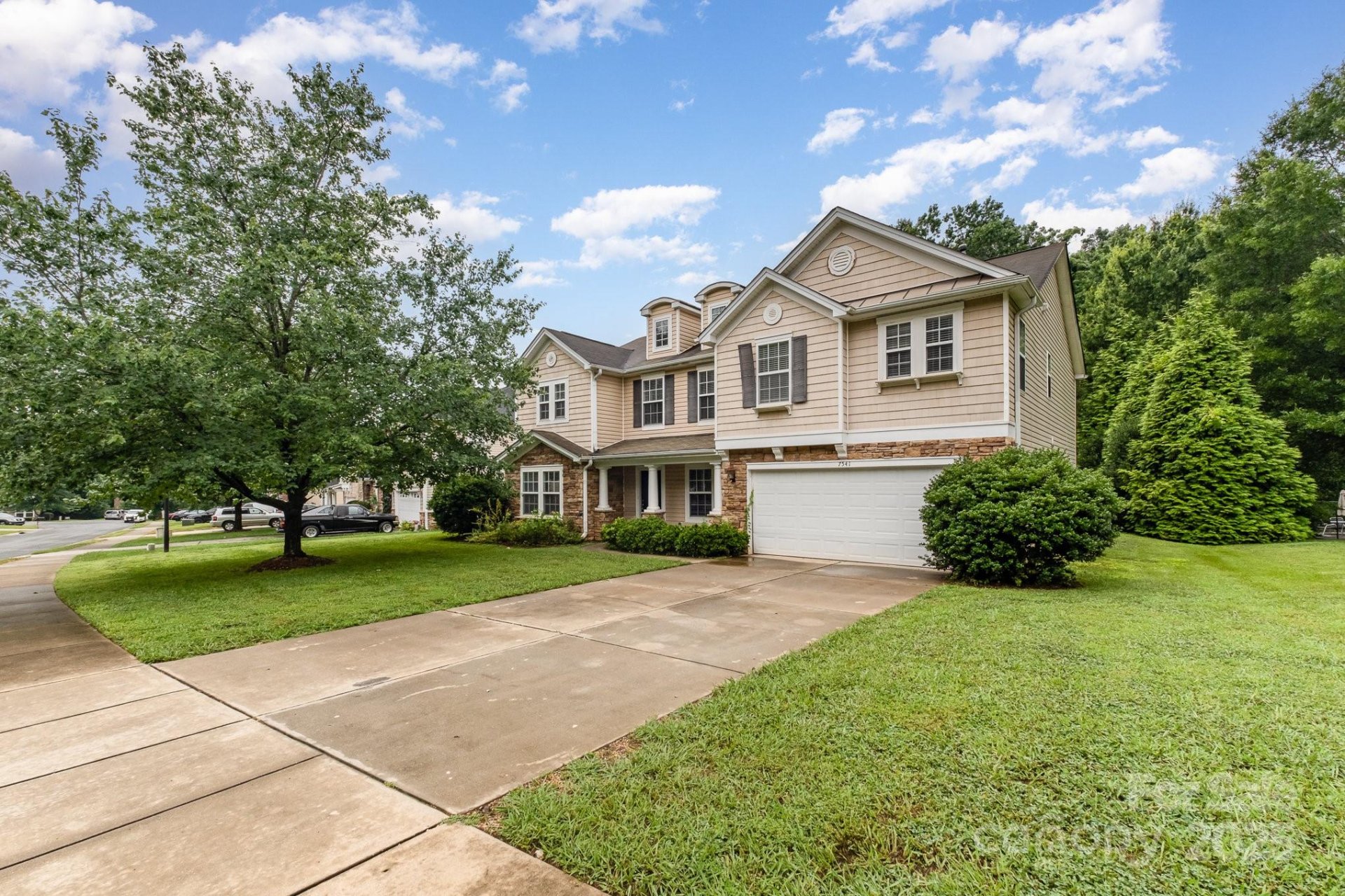 7541 Brookwood Valley Lane