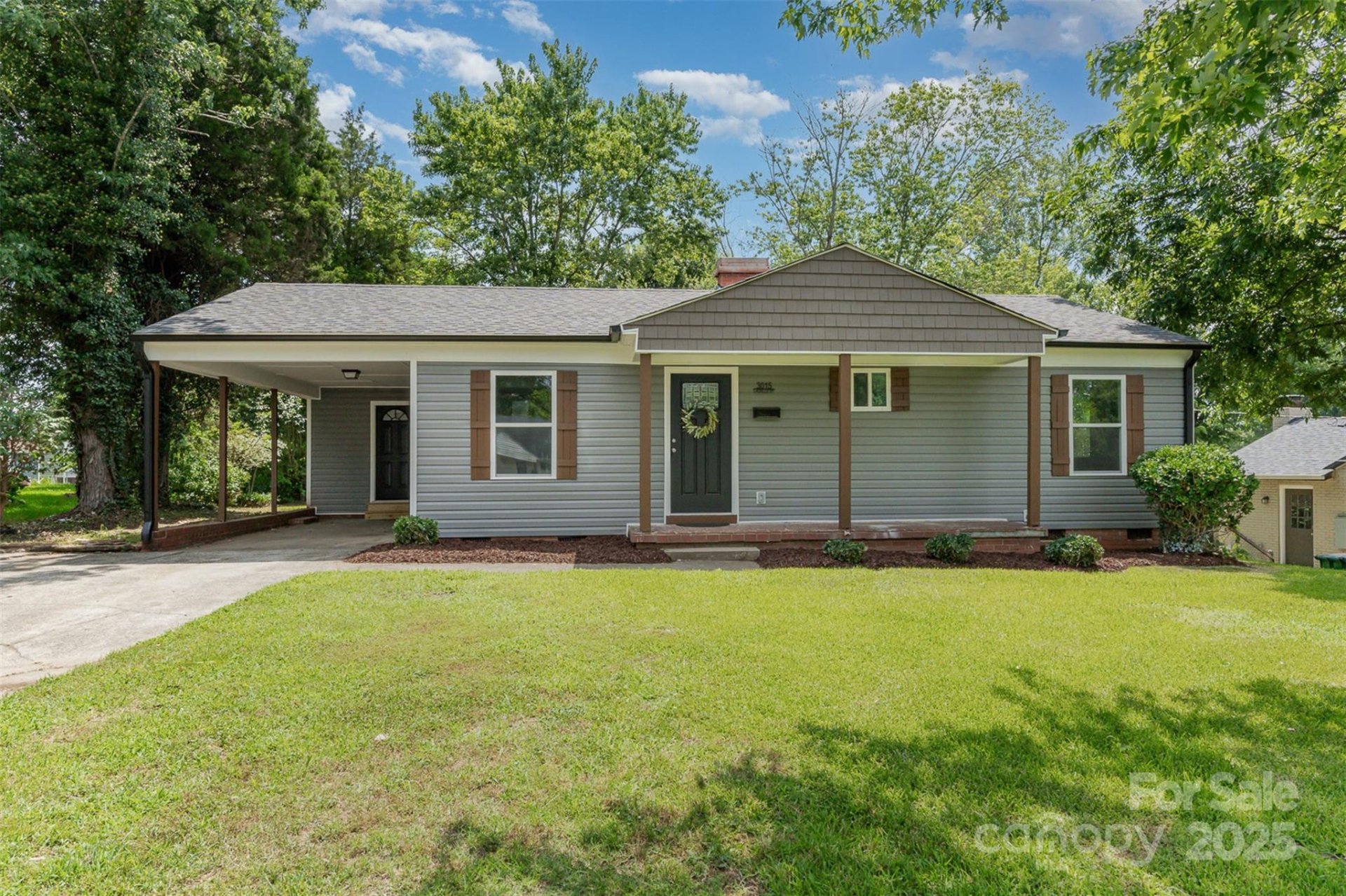 Property image 1 at 3015 Lasalle Street, Charlotte, NC 28216