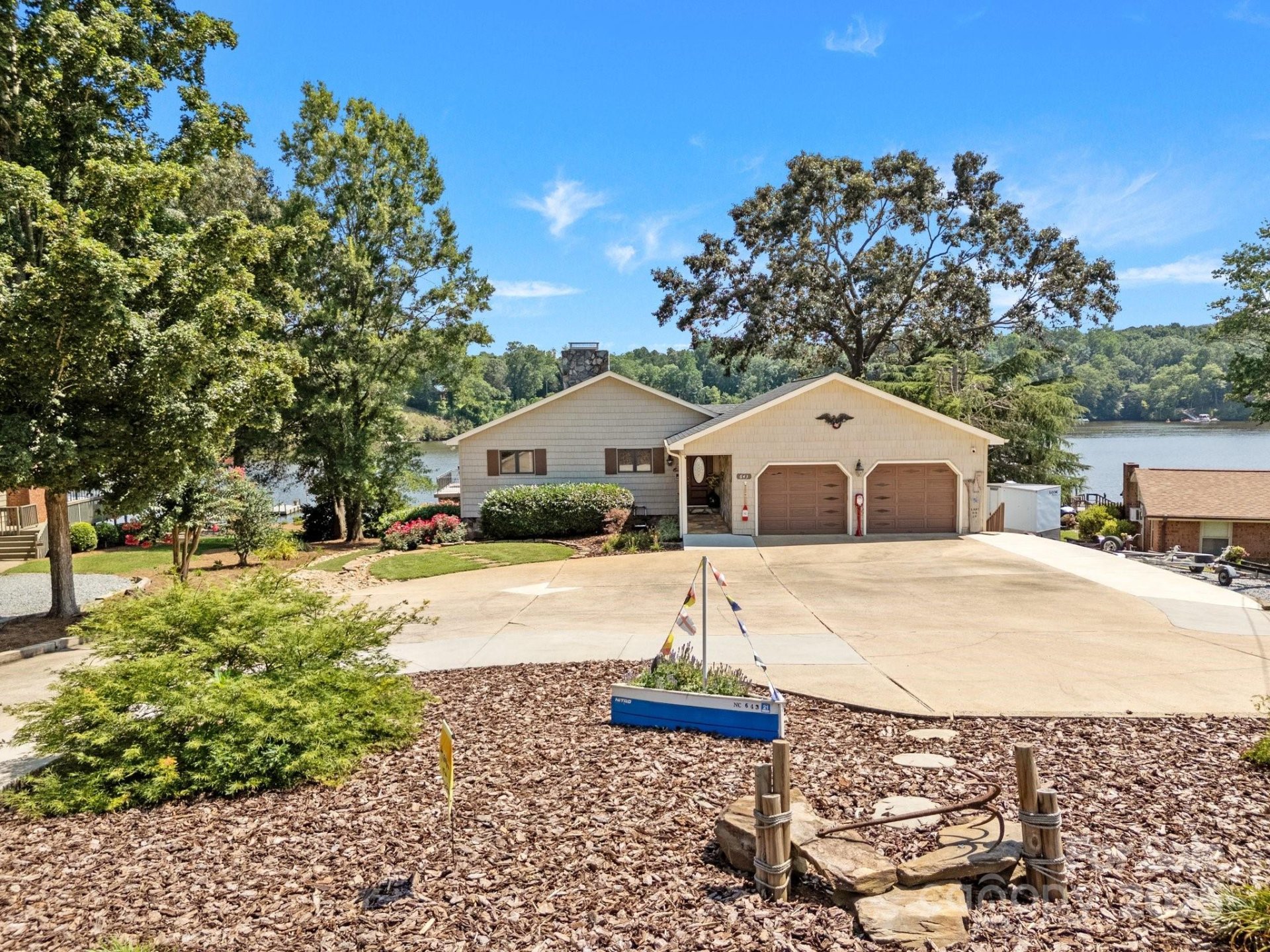 Property image 3 at 643 Lake Drive, Lexington, NC 27292