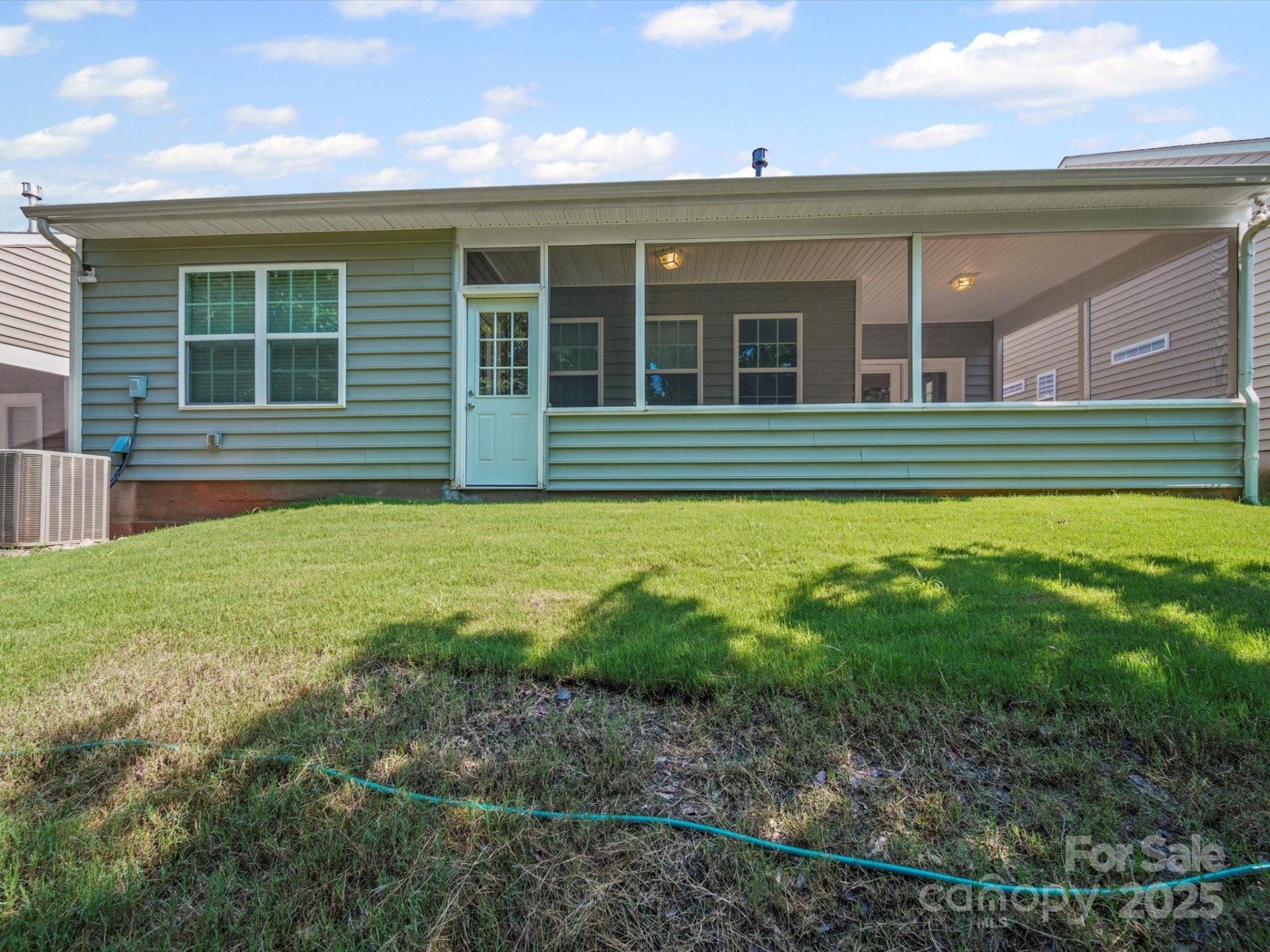 Property image 4 at 729 Bearcamp Way, Fort Mill, SC 29715