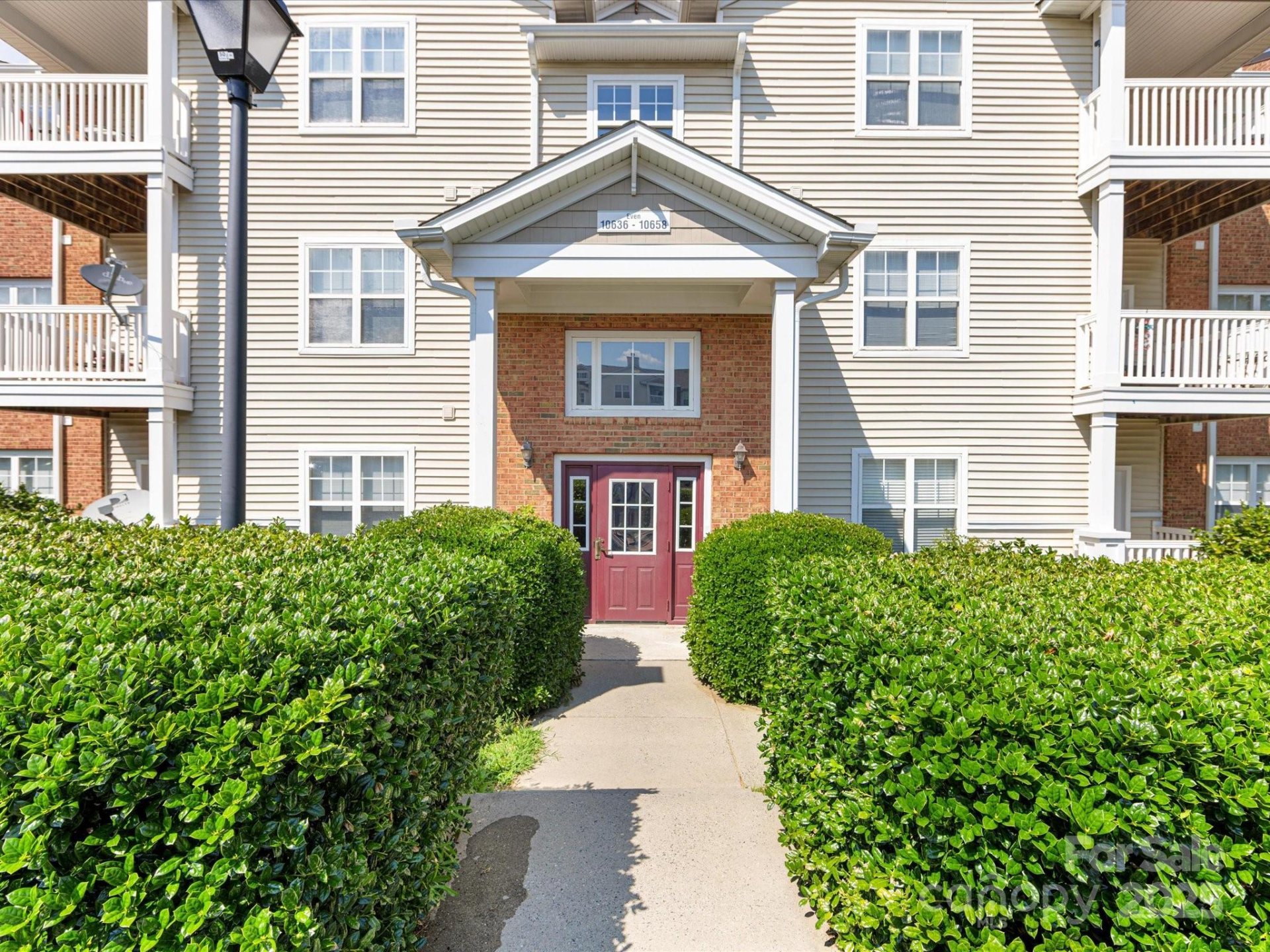 Property image 3 at 10650 Hill Point Court, Charlotte, NC 28262