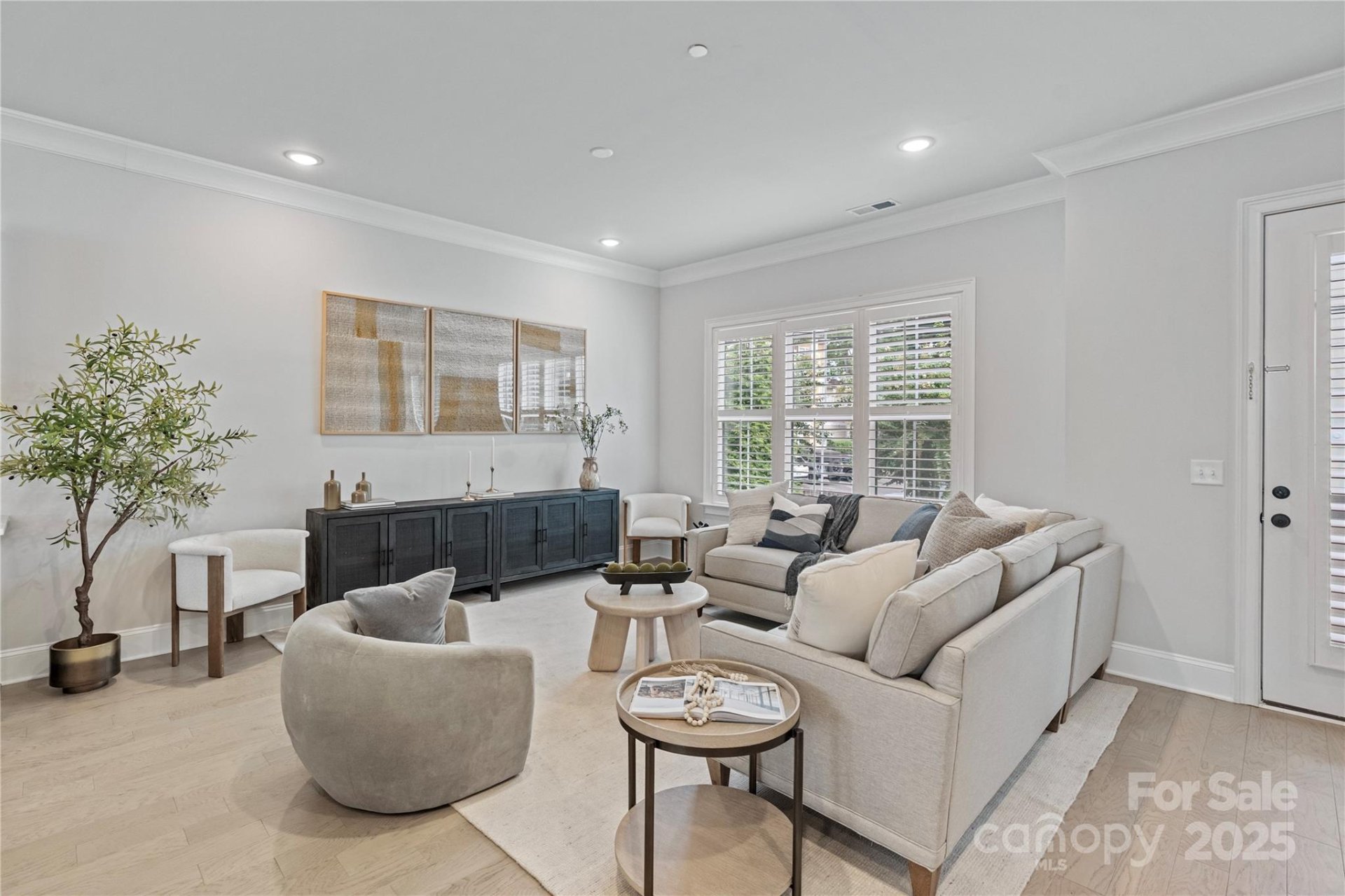 Property image 2 at 1111 Parkside Greenway Drive, Charlotte, NC 28209