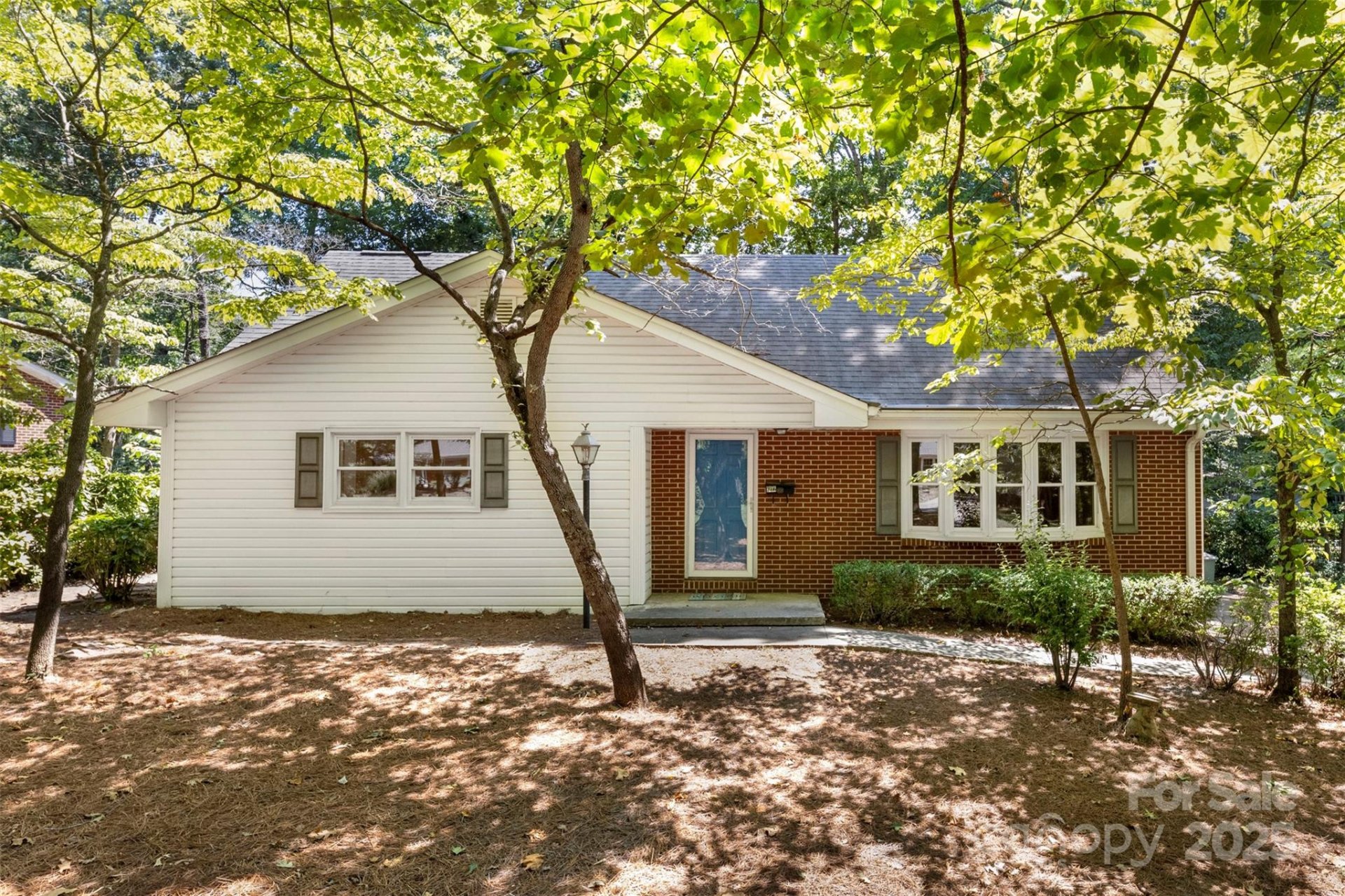 Property image 1 at 1212 Monroe Drive, Gastonia, NC 28054