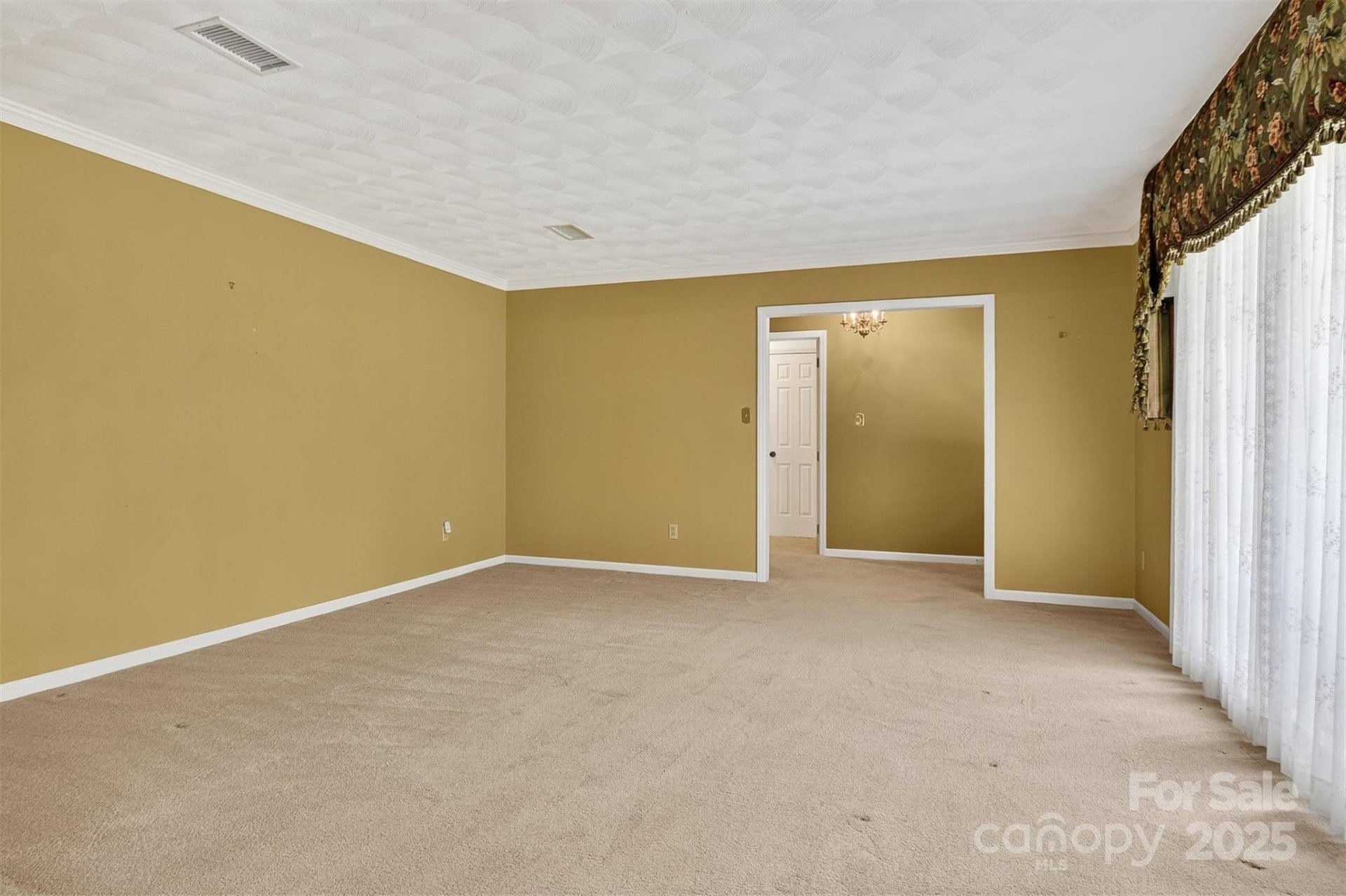 Property image 5 at 1015 37th Avenue, Hickory, NC 28601