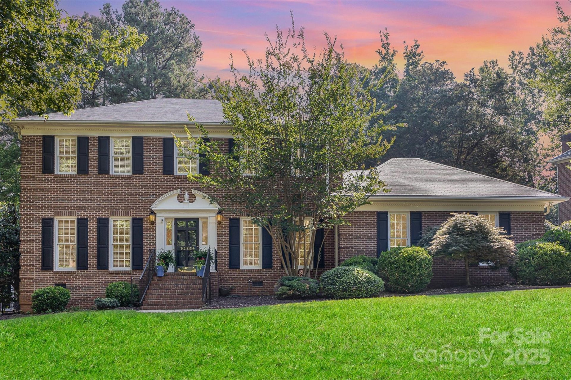 10329 Hollybrook Drive