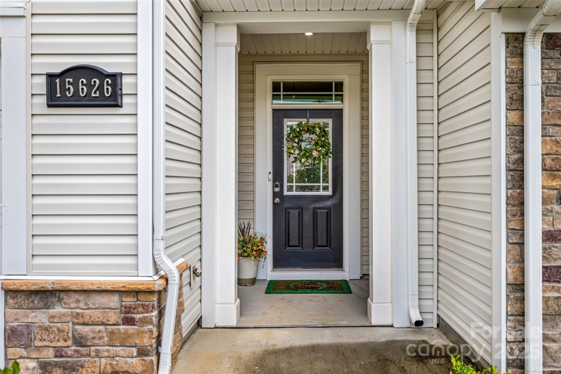 Property image 2 at 15626 Little Bluestem Street, Charlotte, NC 28278