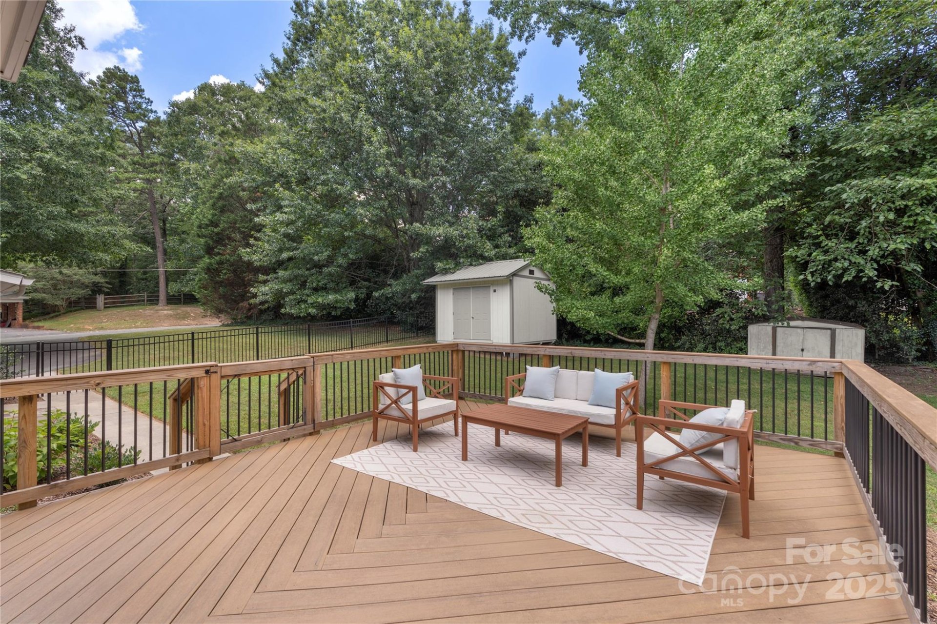 Property image 3 at 4201 Tyndale Avenue, Charlotte, NC 28210