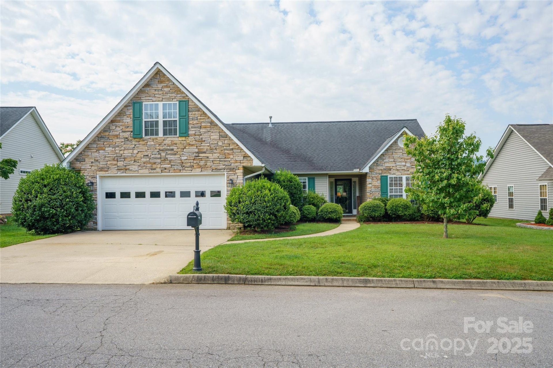 Property image 3 at 34 Dove Hollow Road, Fletcher, NC 28732