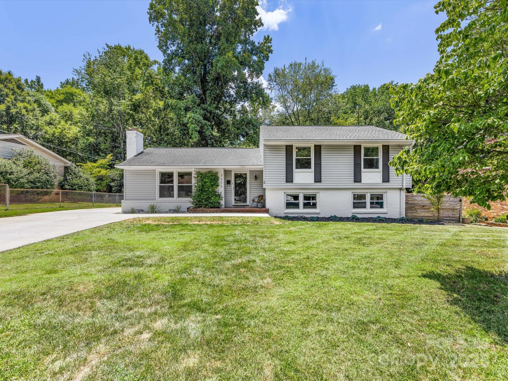 3200 Spring Valley Road