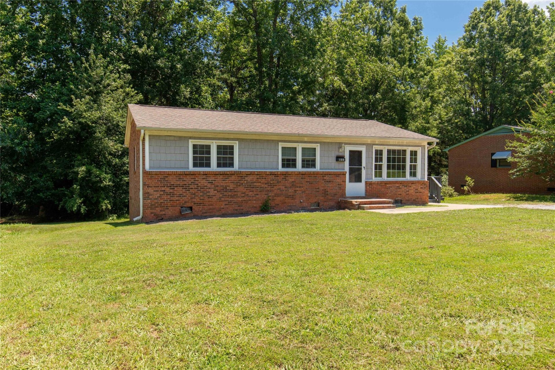 105 Autumn Place