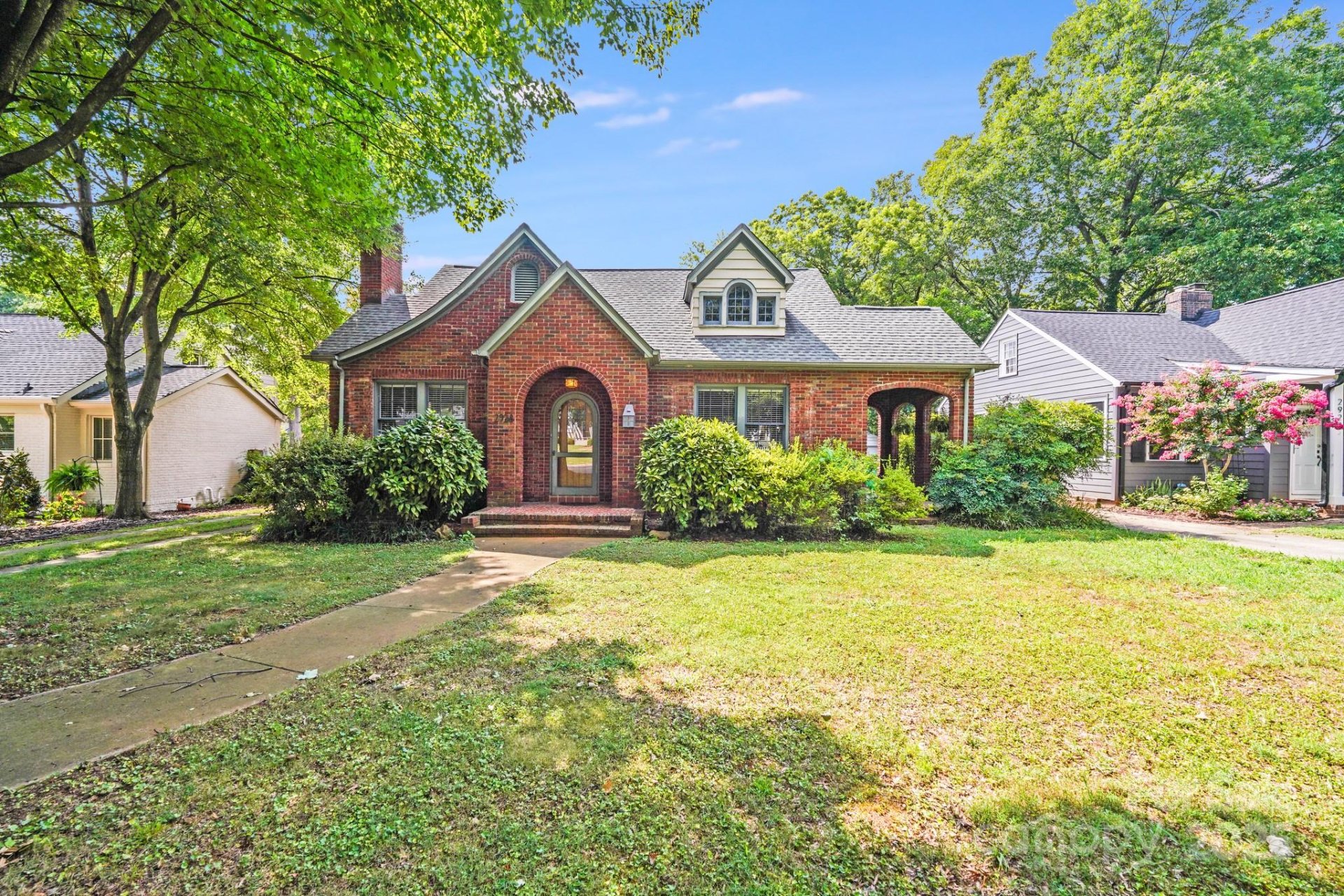 2928 Park Road