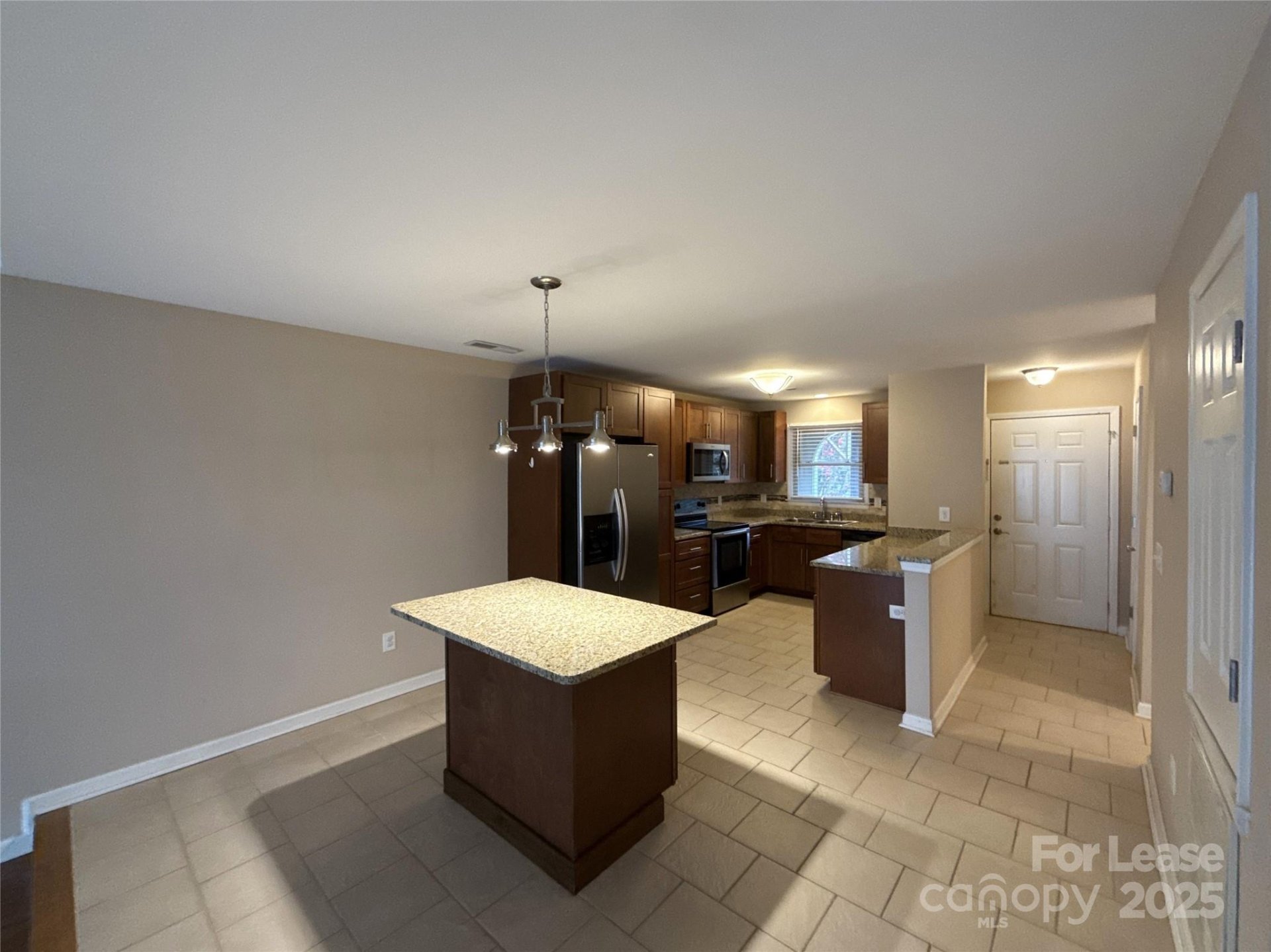 Property image 4 at 9801 Emerald Point Drive, Charlotte, NC 28278