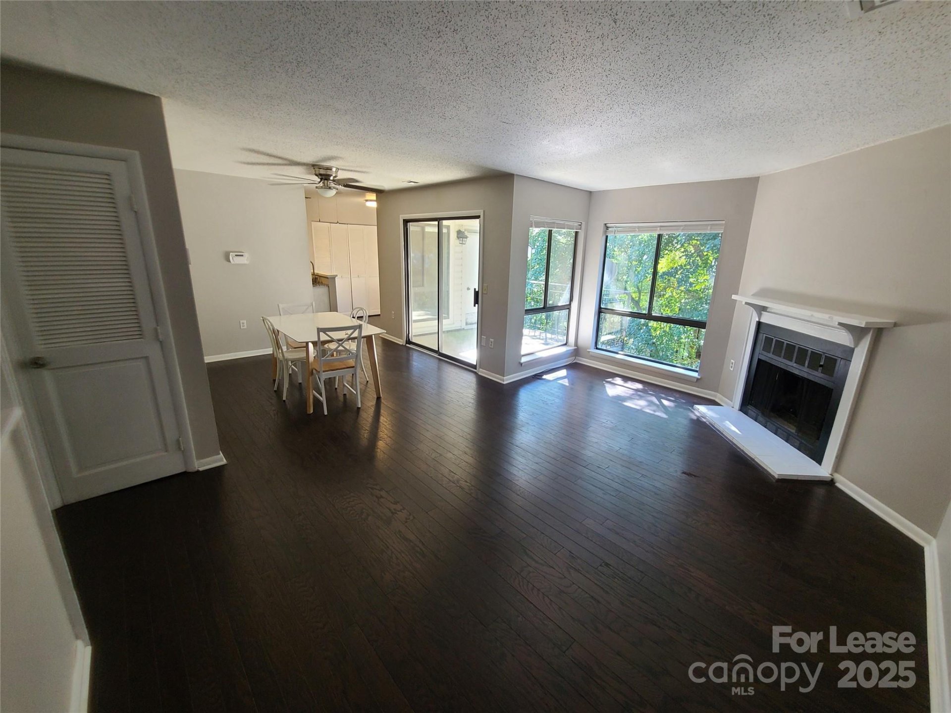 Property image 1 at 4811 Spring Lake Drive, Charlotte, NC 28212