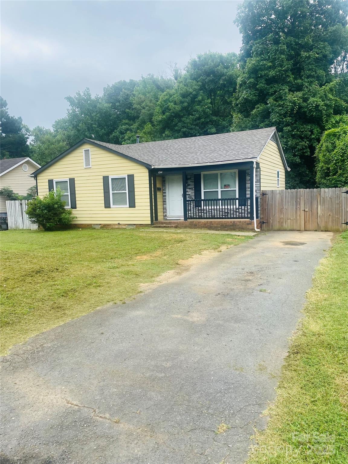 4544 Valeview Lane