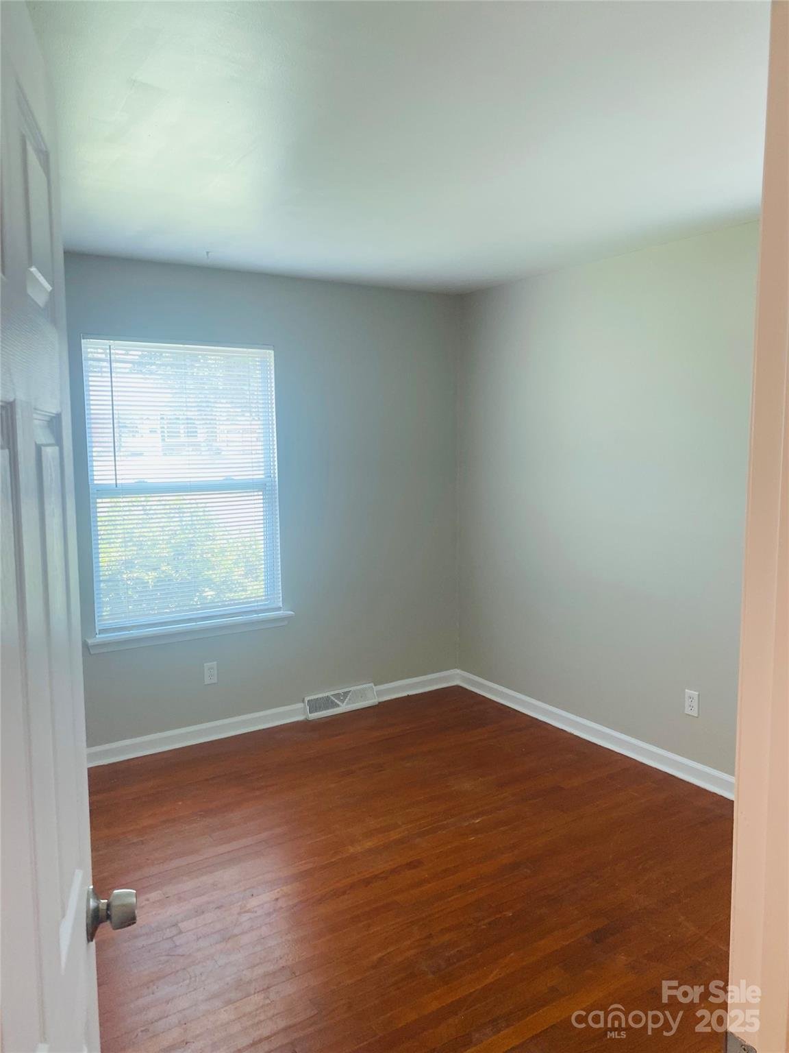Property image 4 at 4544 Valeview Lane, Charlotte, NC 28269