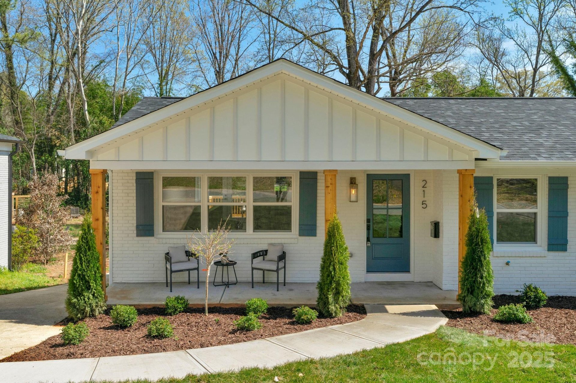 Property image 3 at 215 Wyanoke Avenue, Charlotte, NC 28205