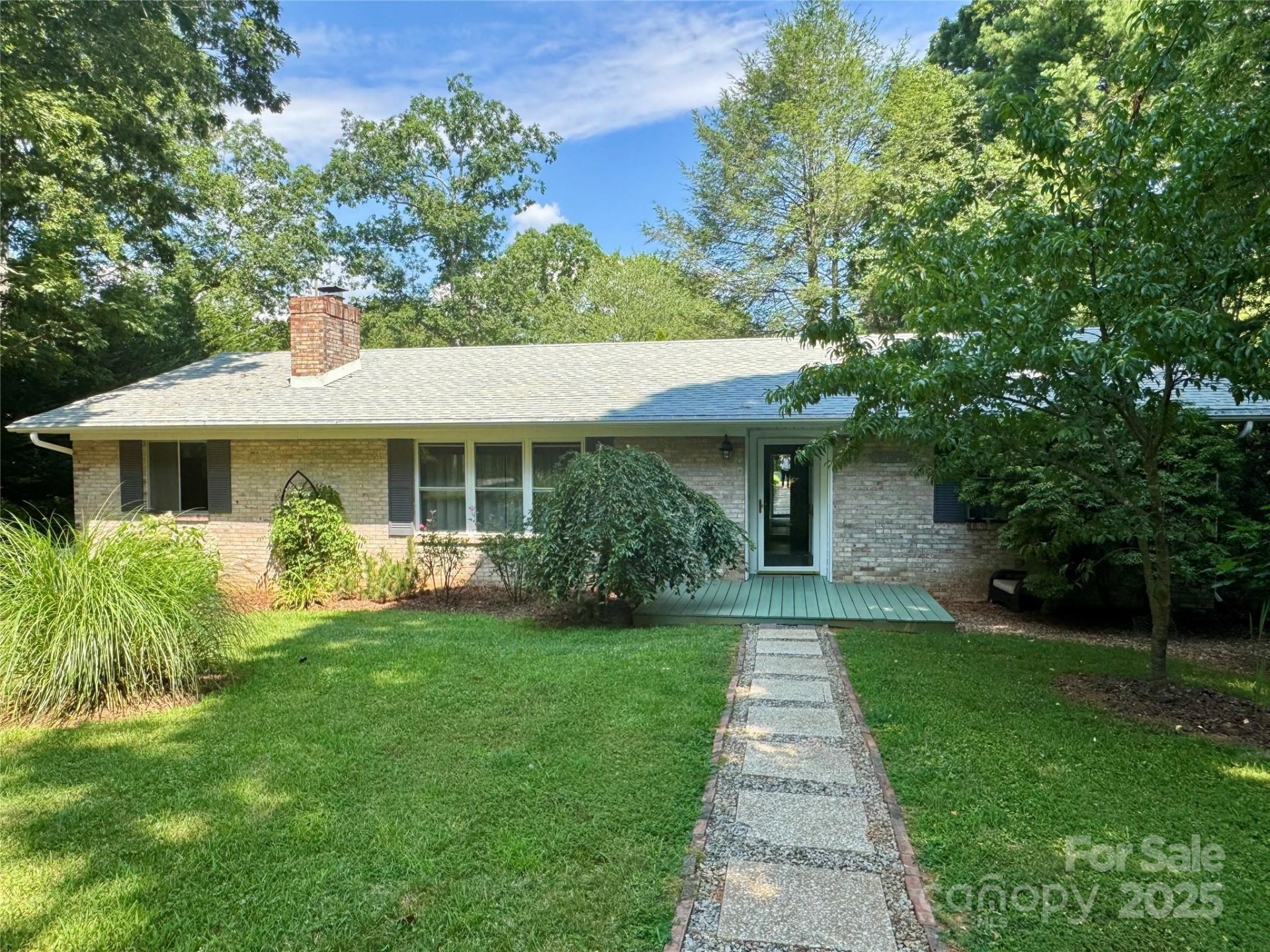 206 Rock Hill Avenue