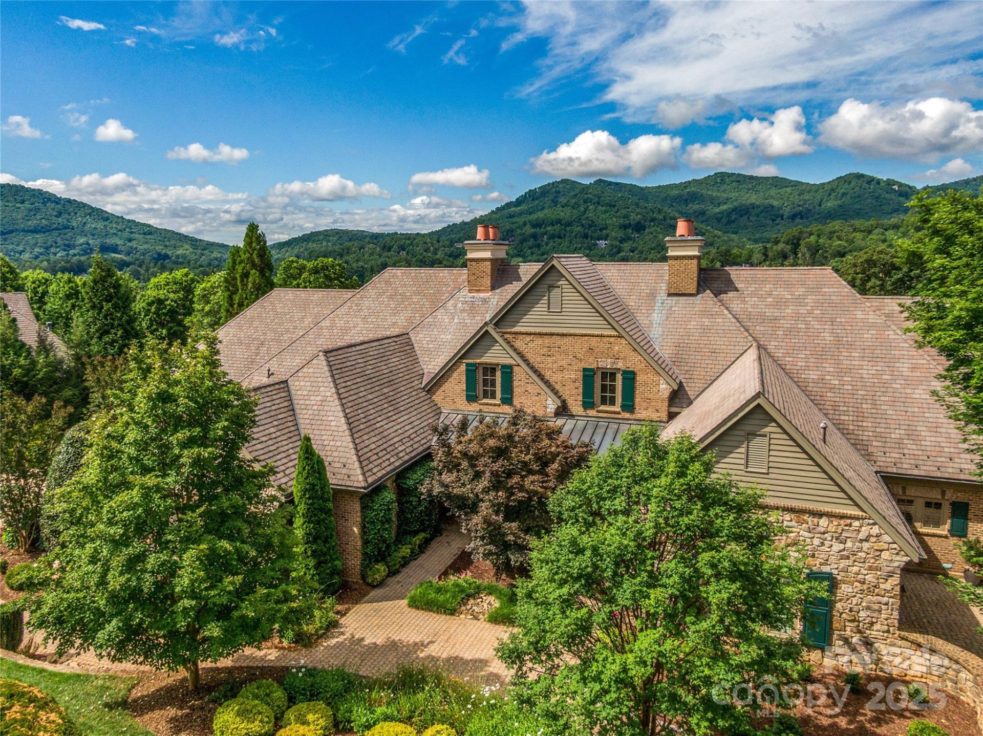 Property image 1 at 7 Linkside Court, Arden, NC 28704