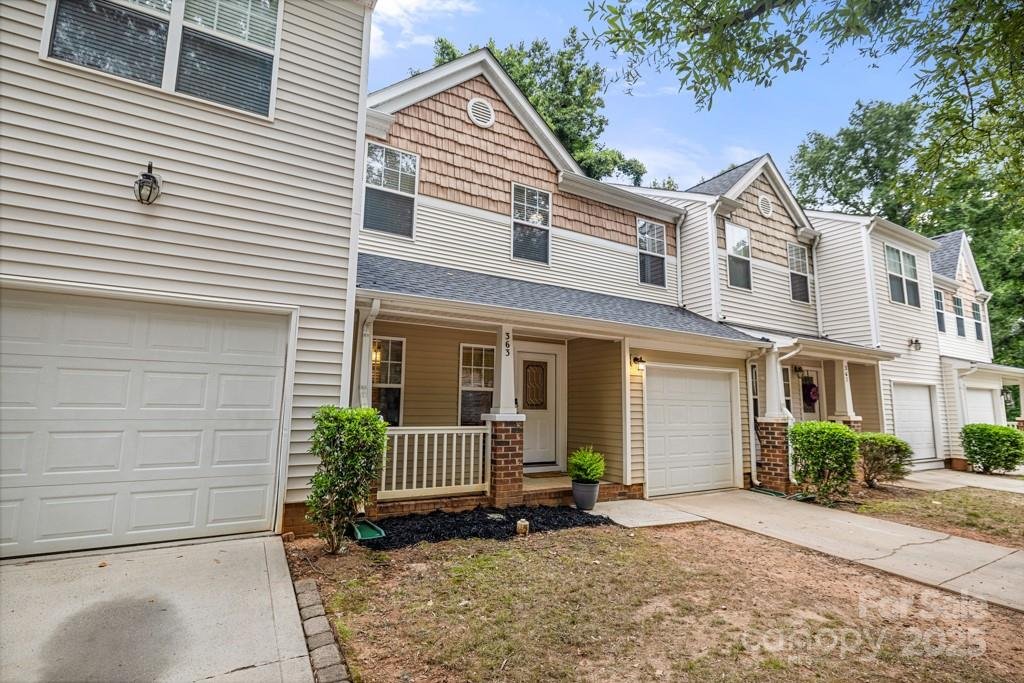 Property image 3 at 363 Doughton Lane, Charlotte, NC 28217