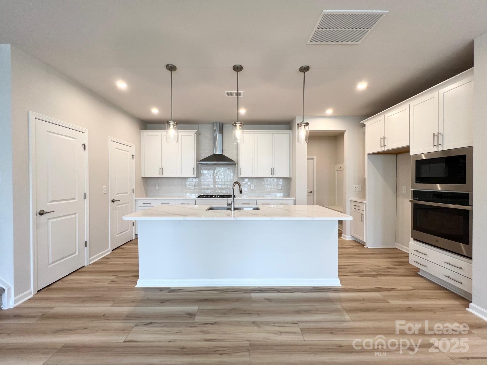 Property image 4 at 8947 Nettleton Avenue, Charlotte, NC 28215