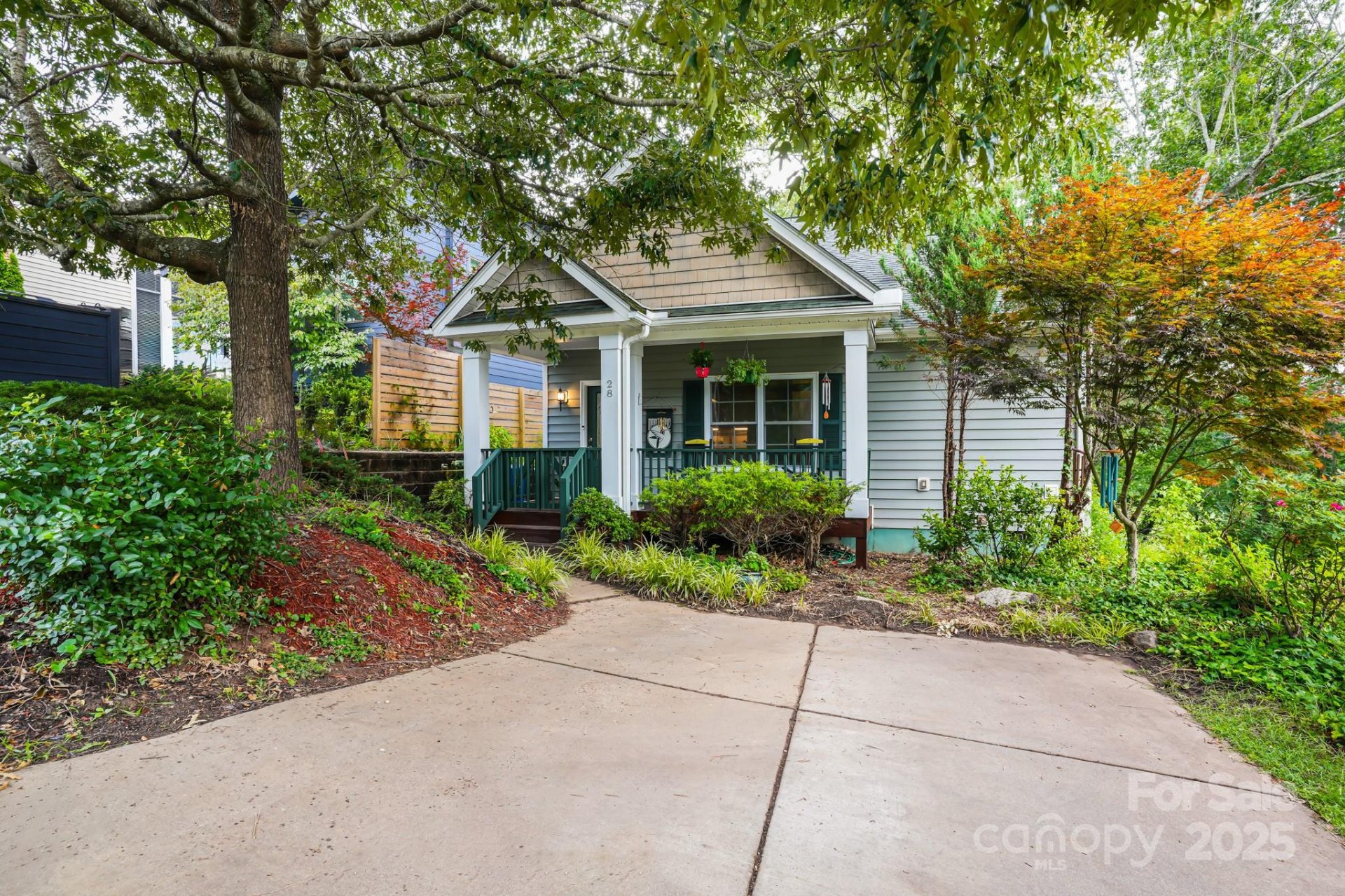 28 Richie Street