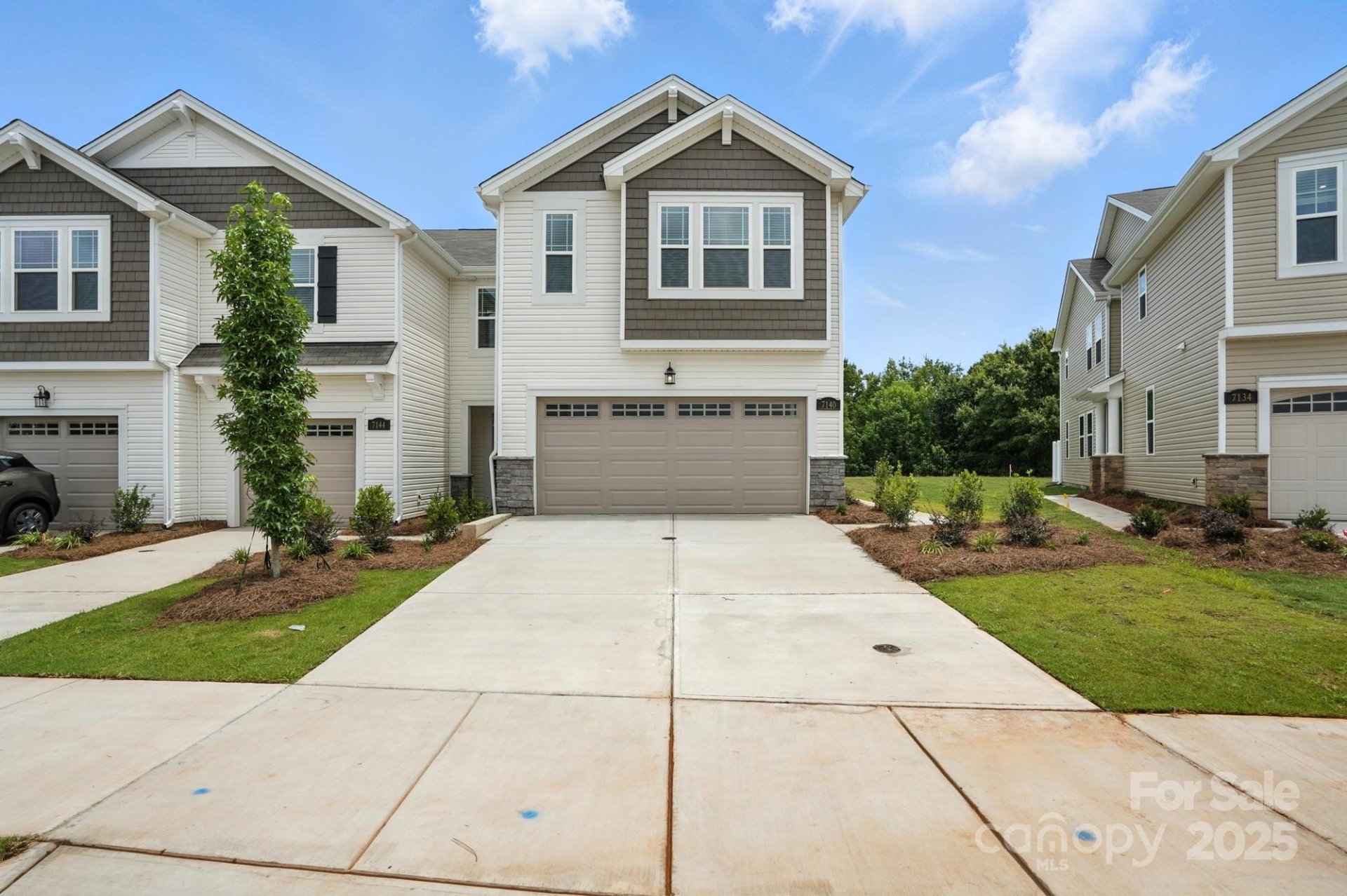Property image 2 at 7140 Hodges Meadow Lane, Charlotte, NC 28213