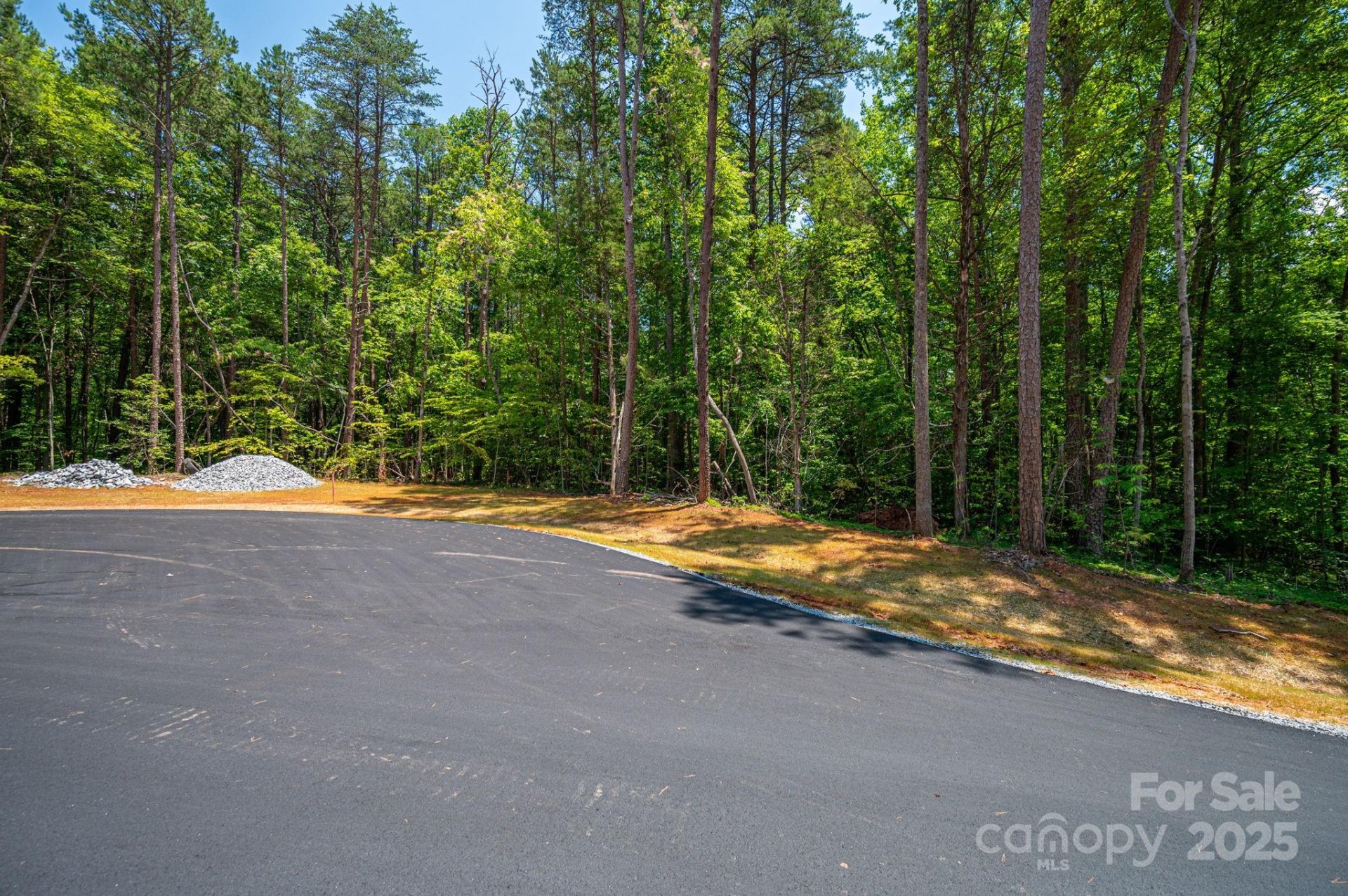 Property image 1 at 00 Oak Hill Court, Denver, NC 28037