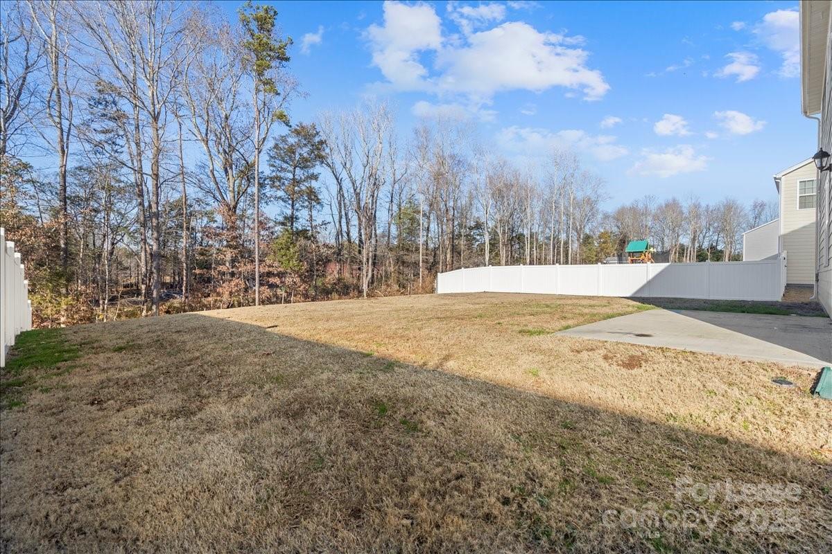 Property image 5 at 221 Wildflower Drive, Locust, NC 28097