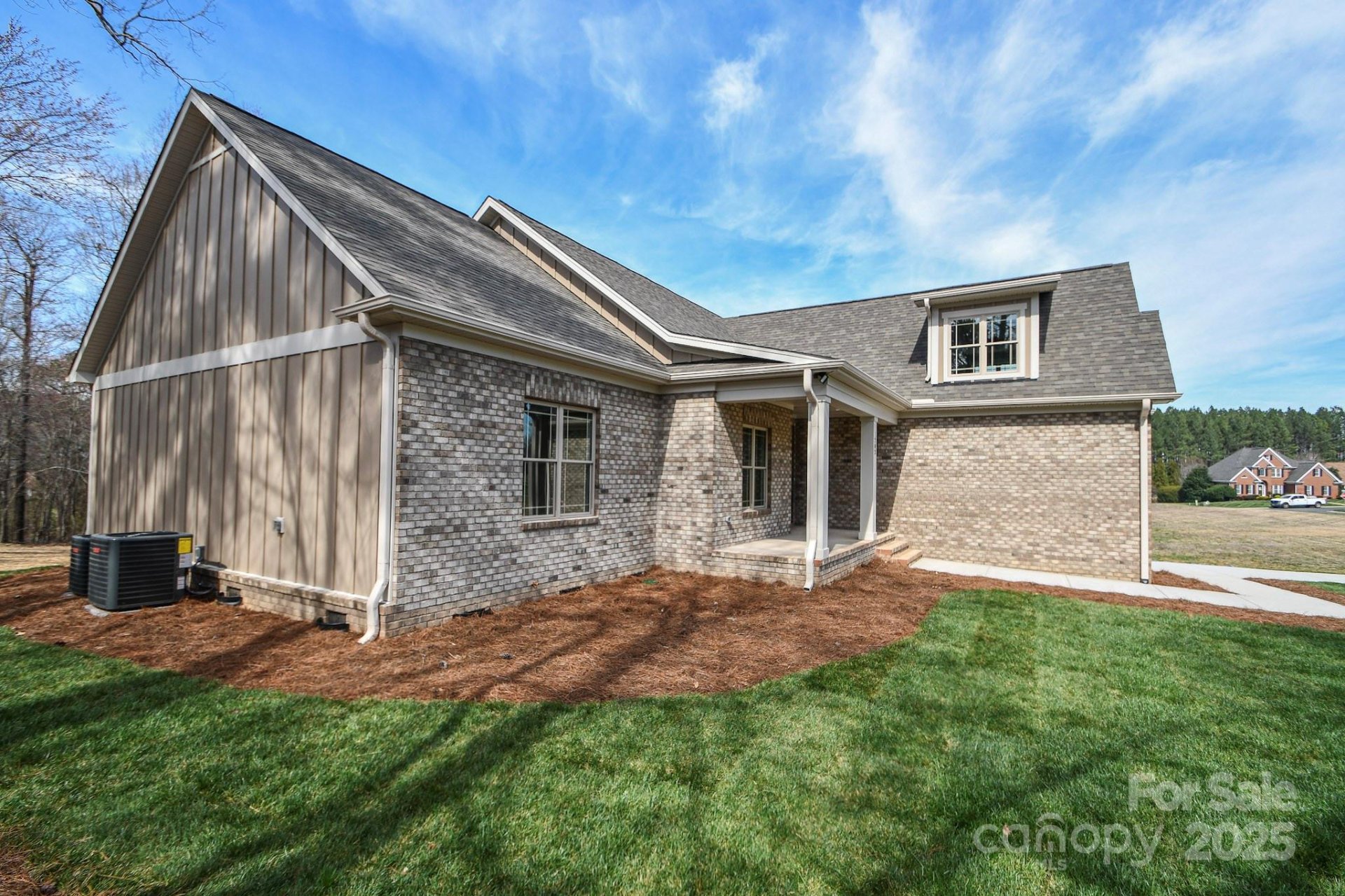 1202 Louise Lane