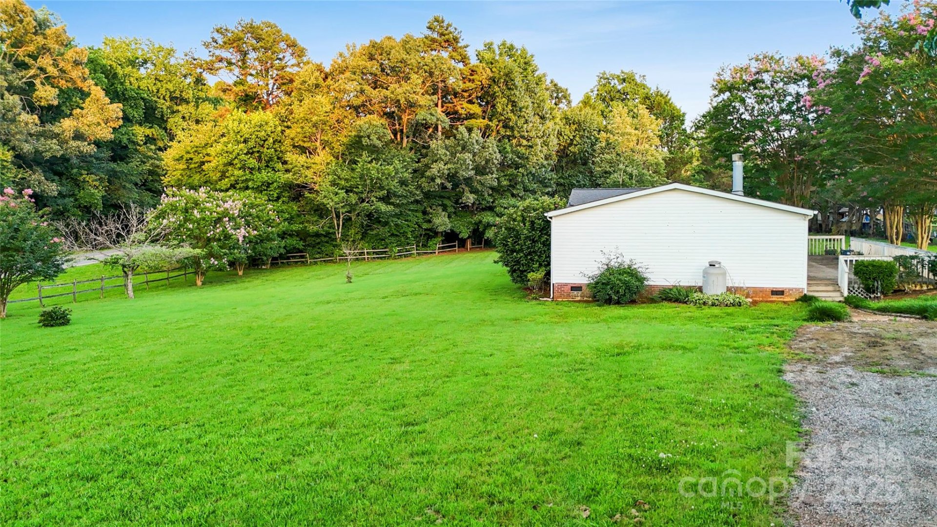 Property image 4 at 35 Little Roundtop Drive, Hiddenite, NC 28636