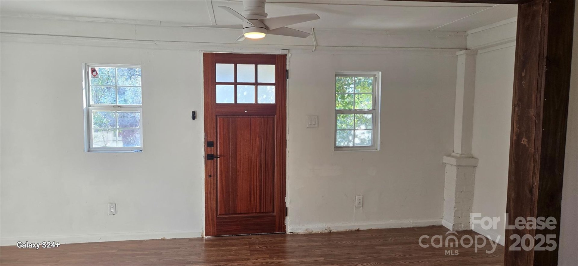 Property image 2 at 244 W Kingston Avenue, Charlotte, NC 28203